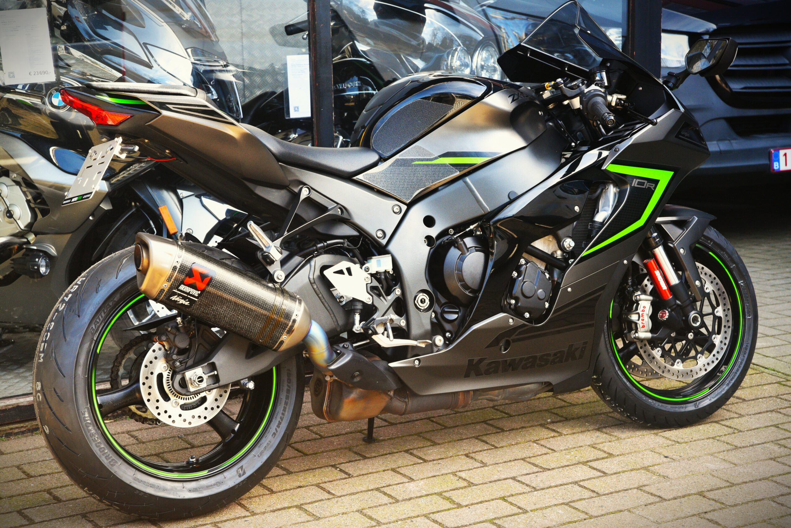 KAWASAKI NINJA ZX-10 R – Image 3