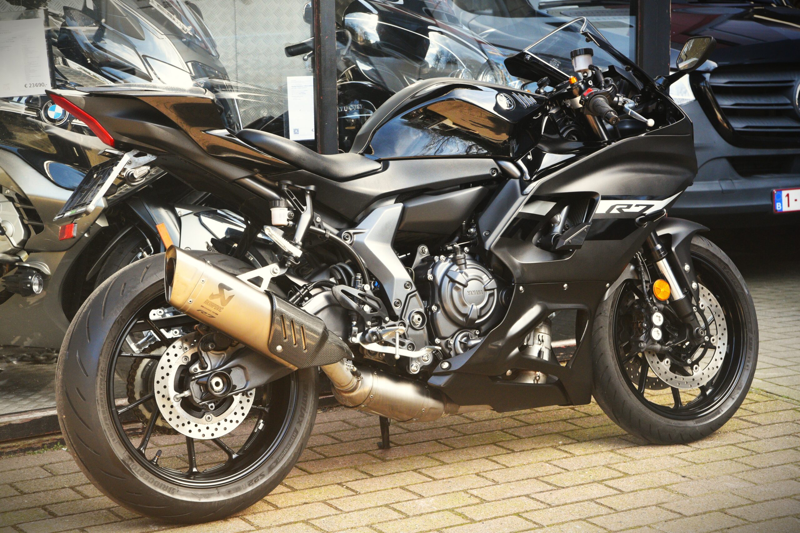 YAMAHA YZF R7 (A2) – Image 3