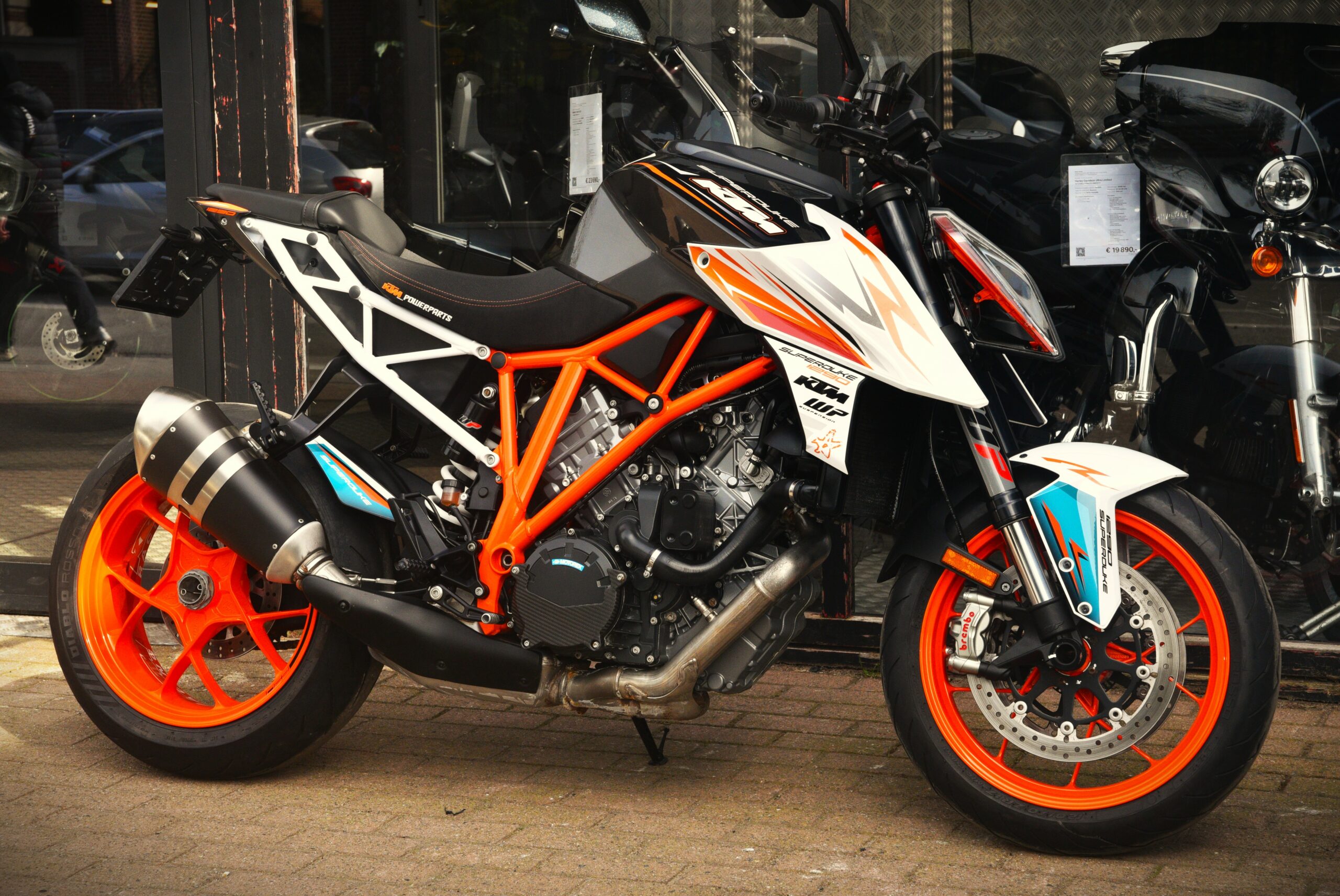 KTM 1290 SUPER DUKE R