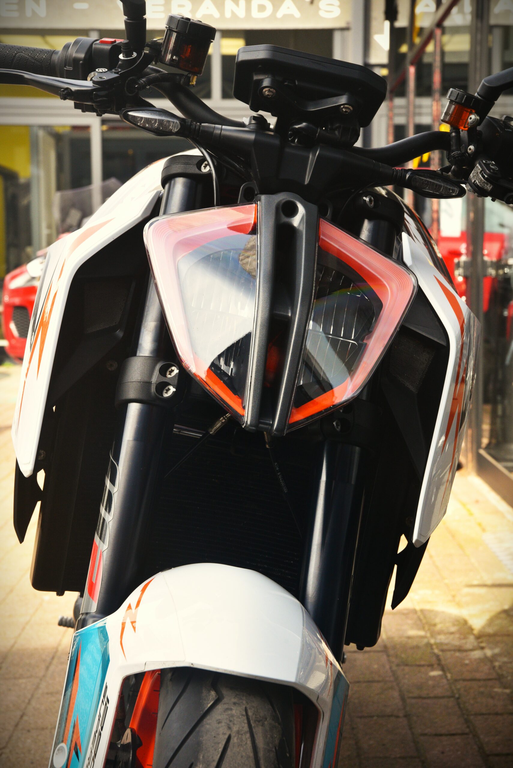 KTM 1290 SUPER DUKE R – Image 6