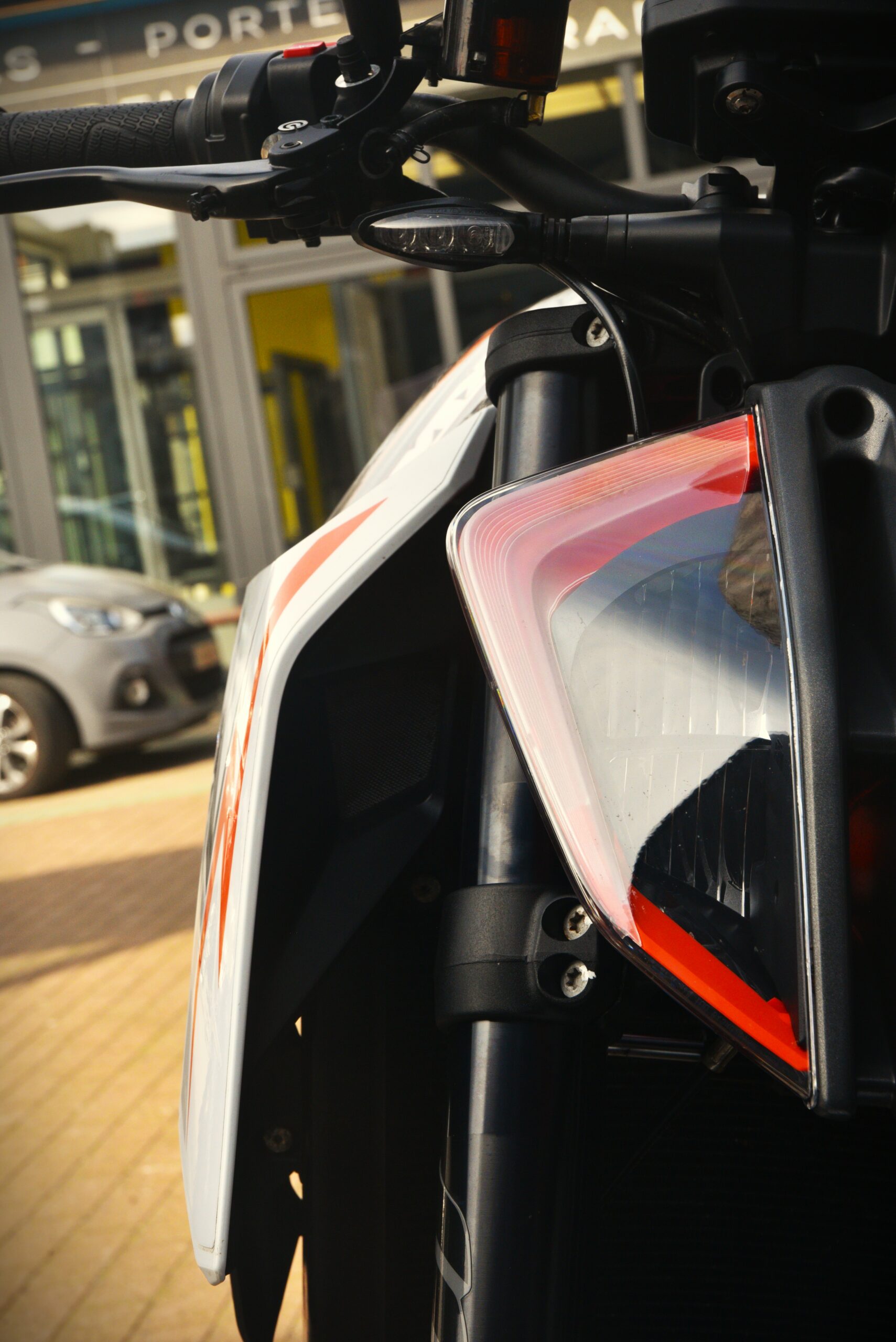 KTM 1290 SUPER DUKE R – Image 8