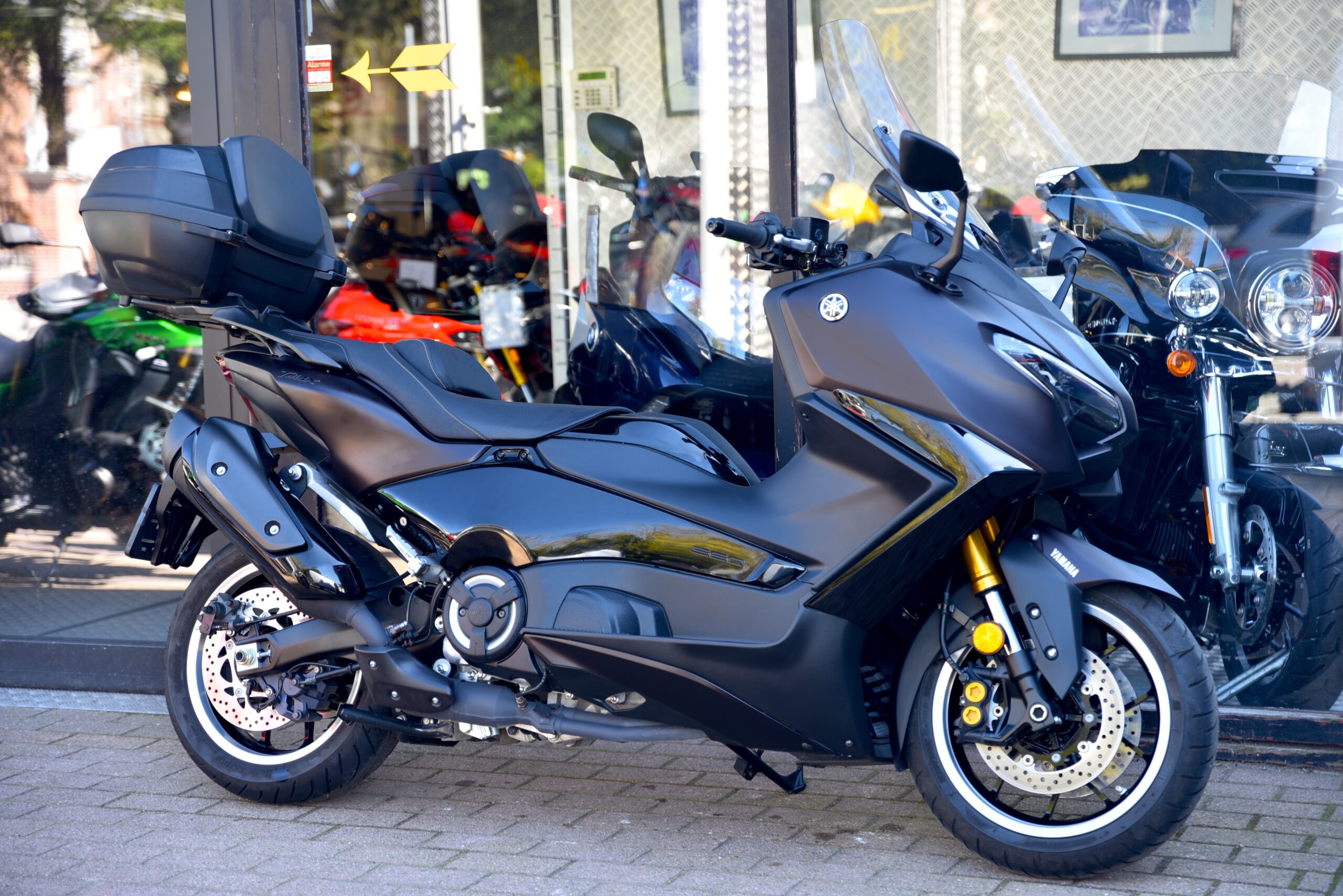 YAMAHA T-MAX 560 TECH MAX