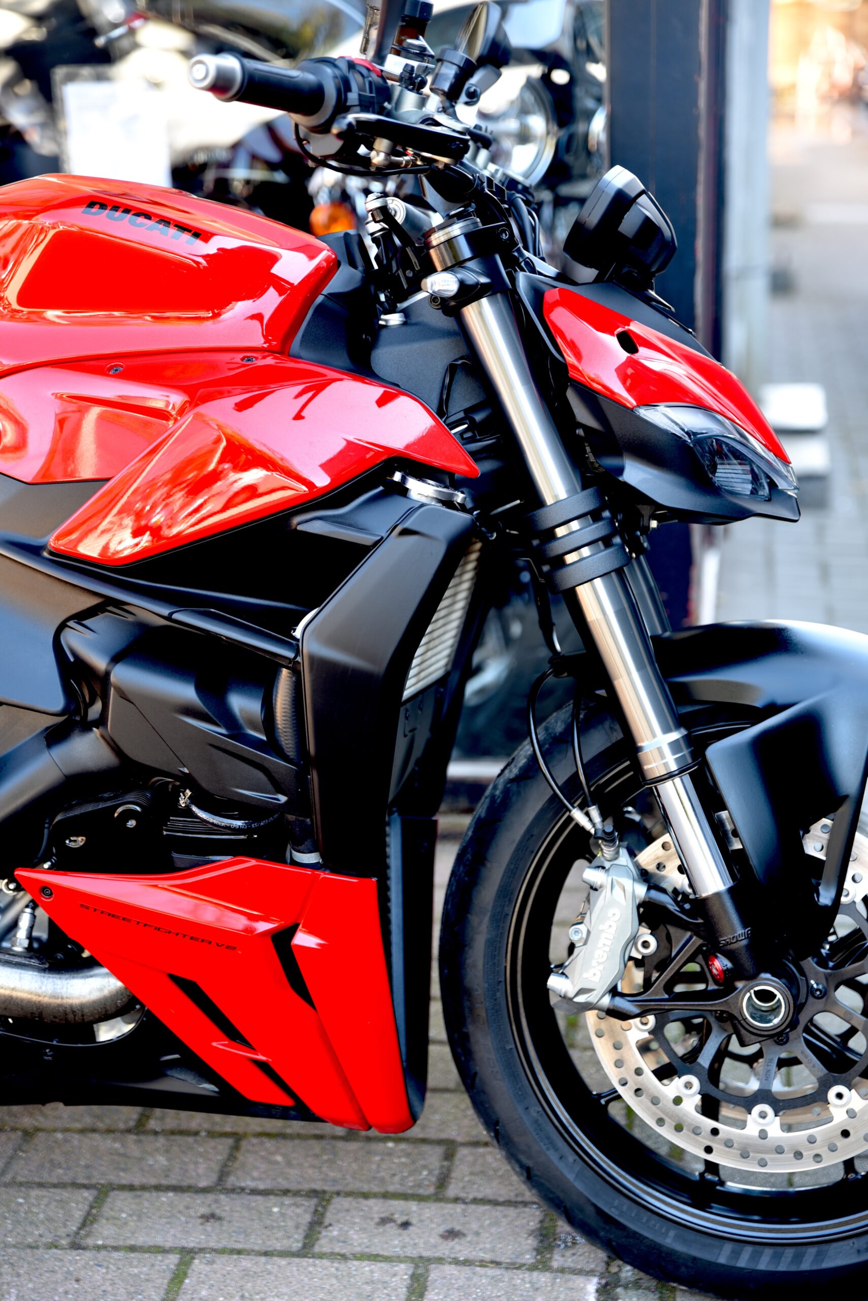 DUCATI STREETFIGHTER V2 – Image 4