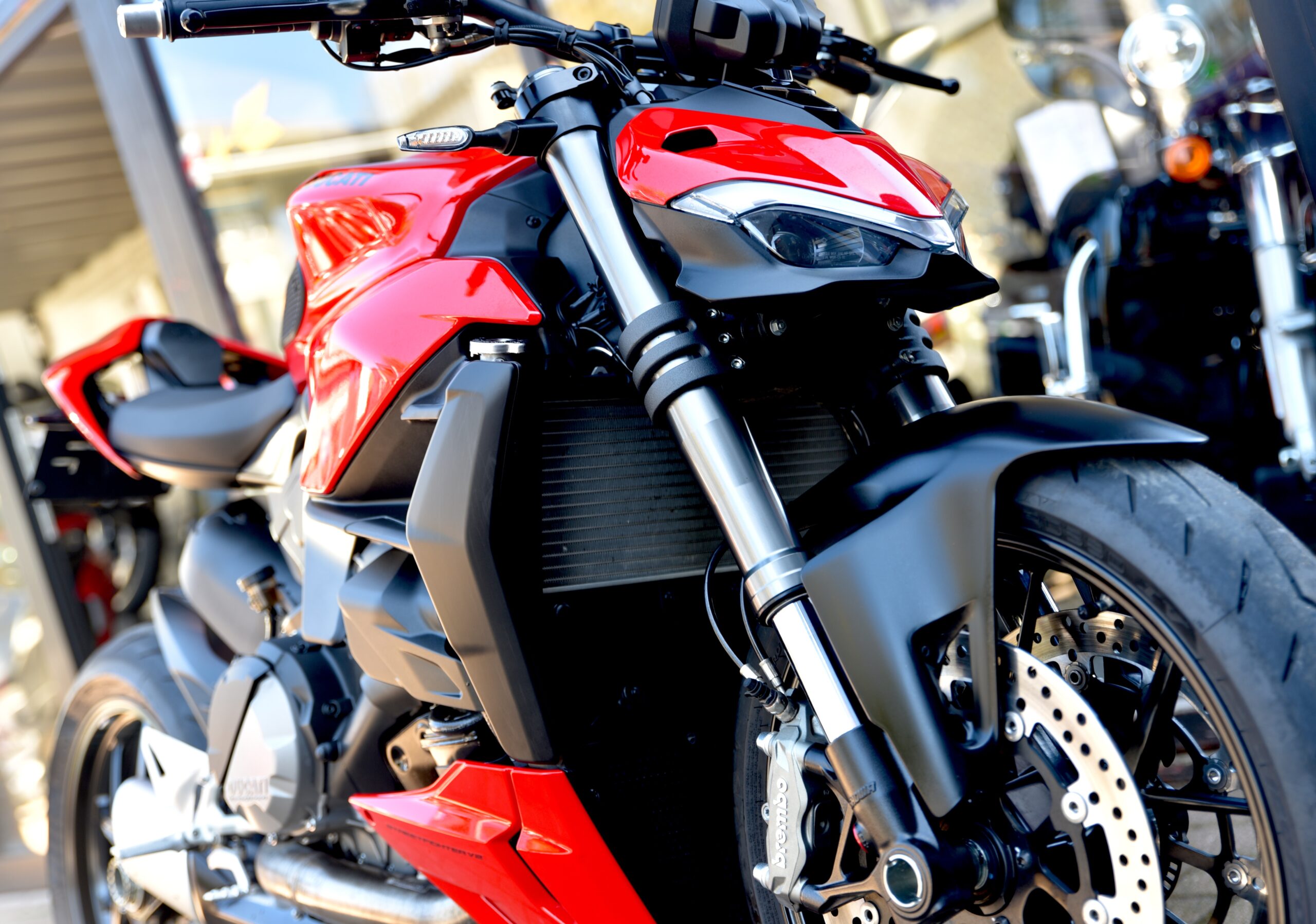 DUCATI STREETFIGHTER V2 – Image 5