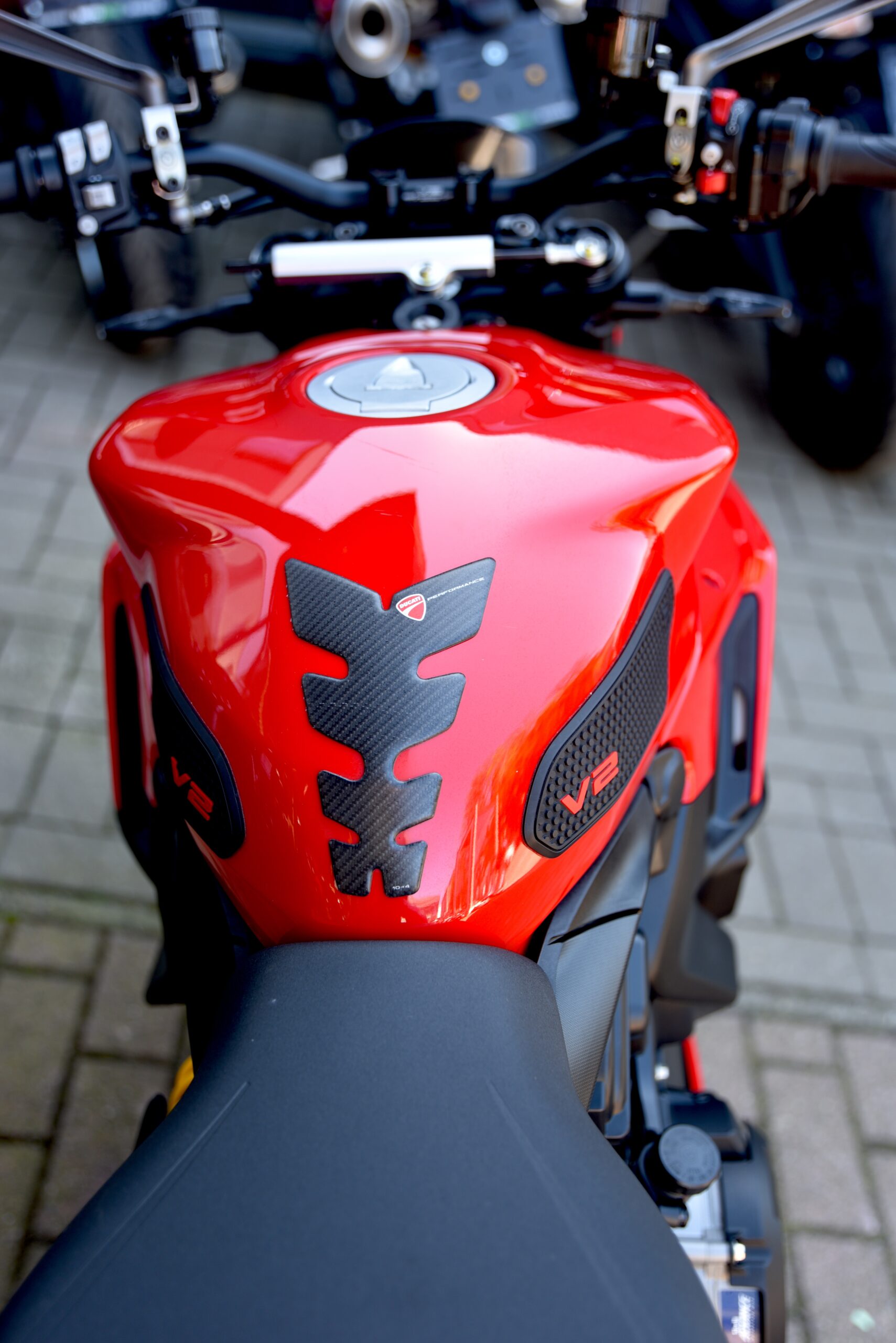 DUCATI STREETFIGHTER V2 – Image 7