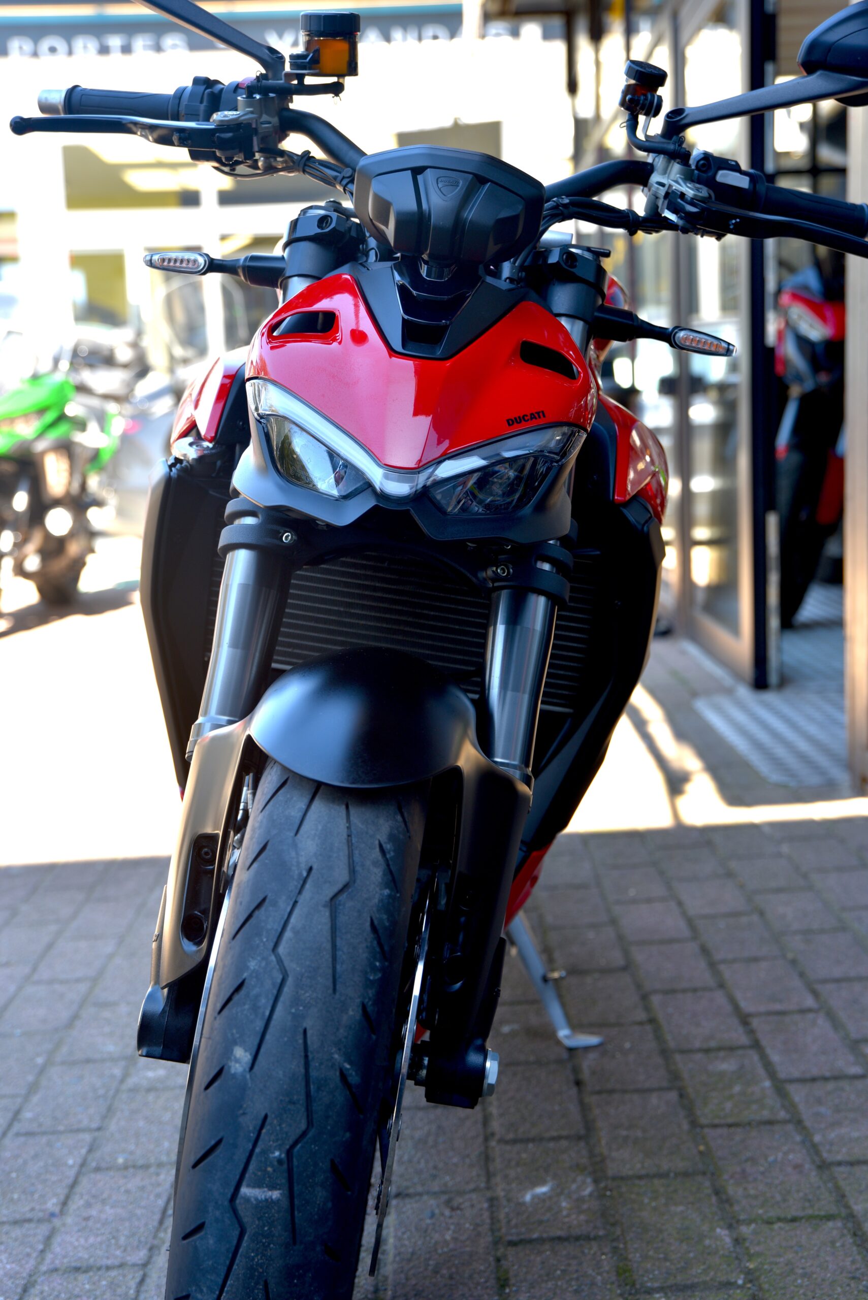 DUCATI STREETFIGHTER V2 – Image 6