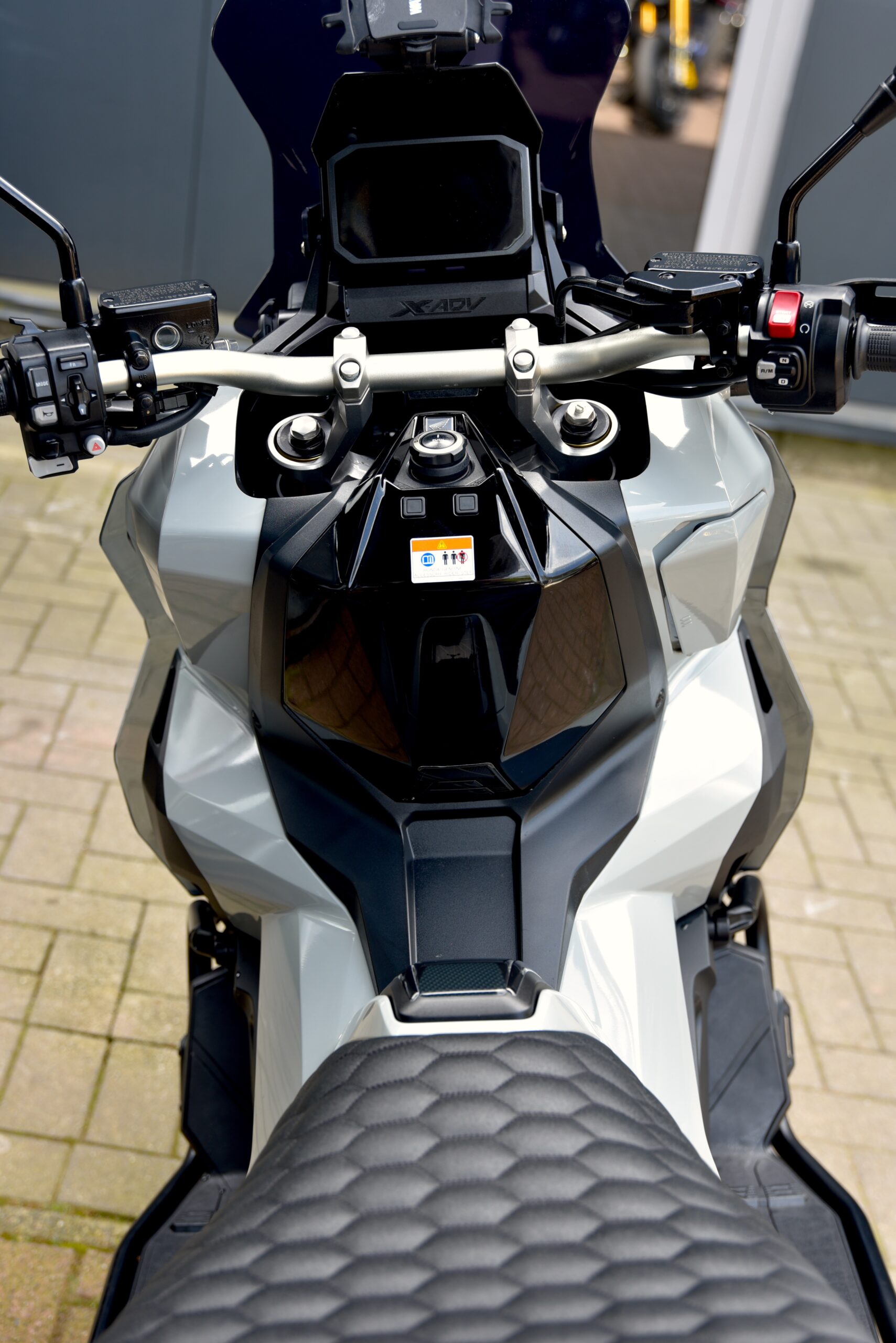 HONDA X-ADV 750 – Image 7