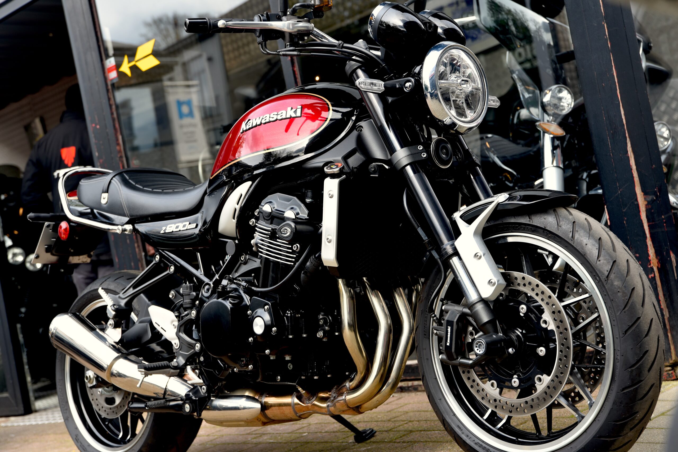 KAWASAKIO Z 900 RS – Image 5