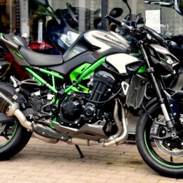 KAWASAKI Z 900 PERFORMANCE