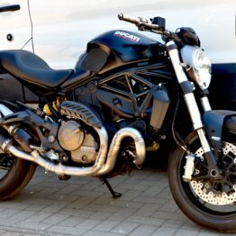 DUCATI MONSTER 821 DARK