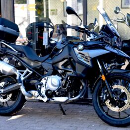 BMW F 750 GS TRIPLE BLACK LOW