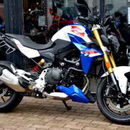 BMW F 900 R