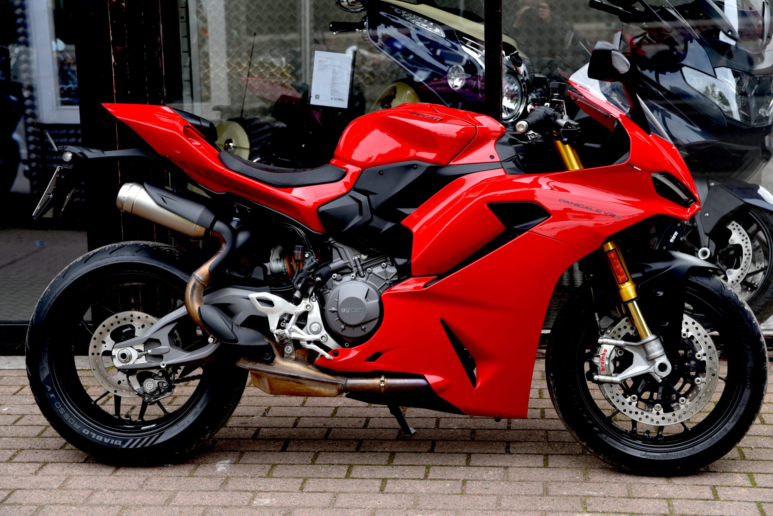 DUCATI PANIGALE V2 S – Image 2