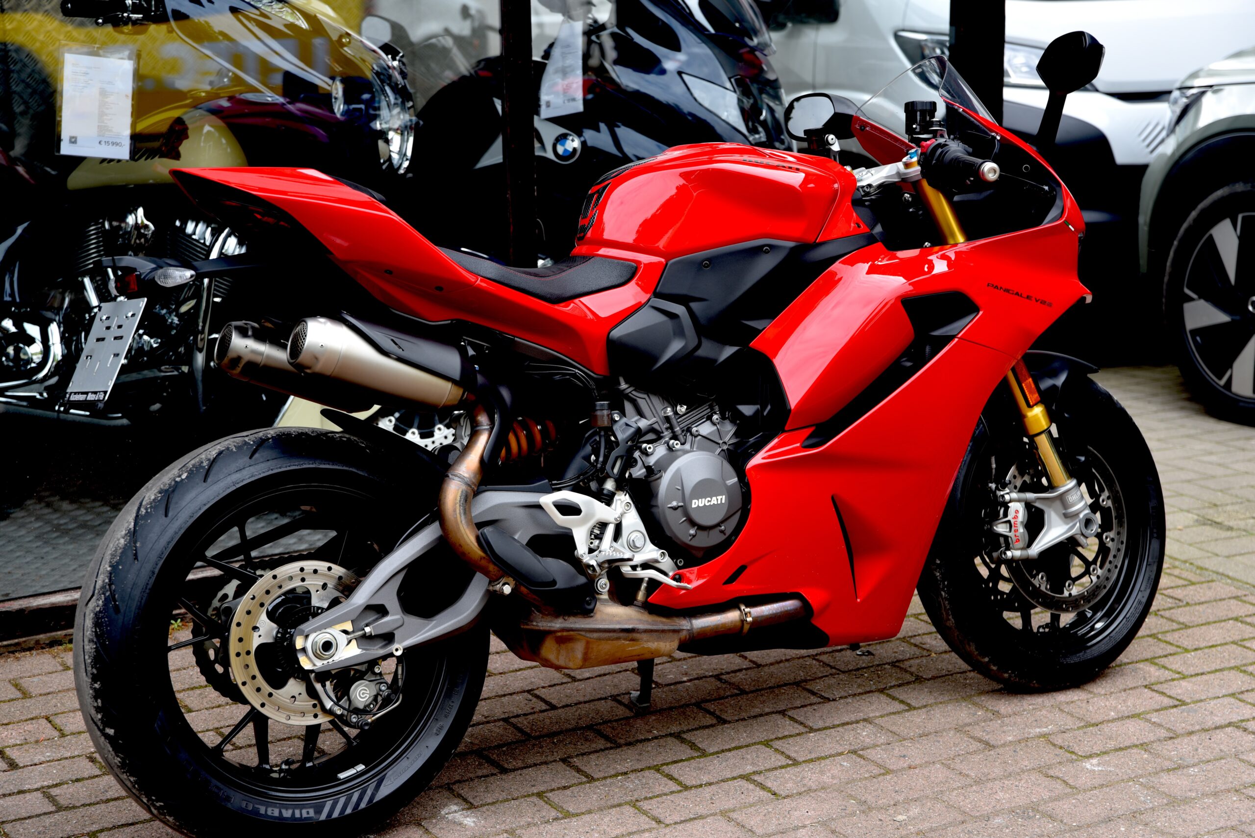 DUCATI PANIGALE V2 S – Image 3