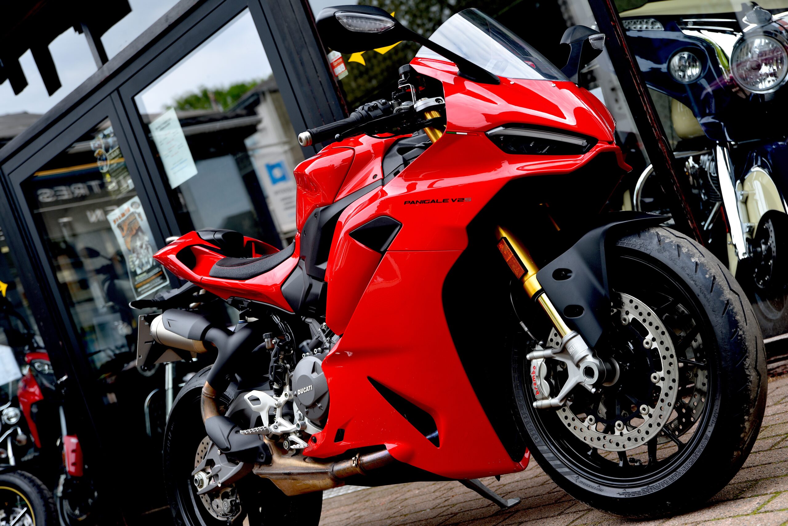 DUCATI PANIGALE V2 S – Image 5