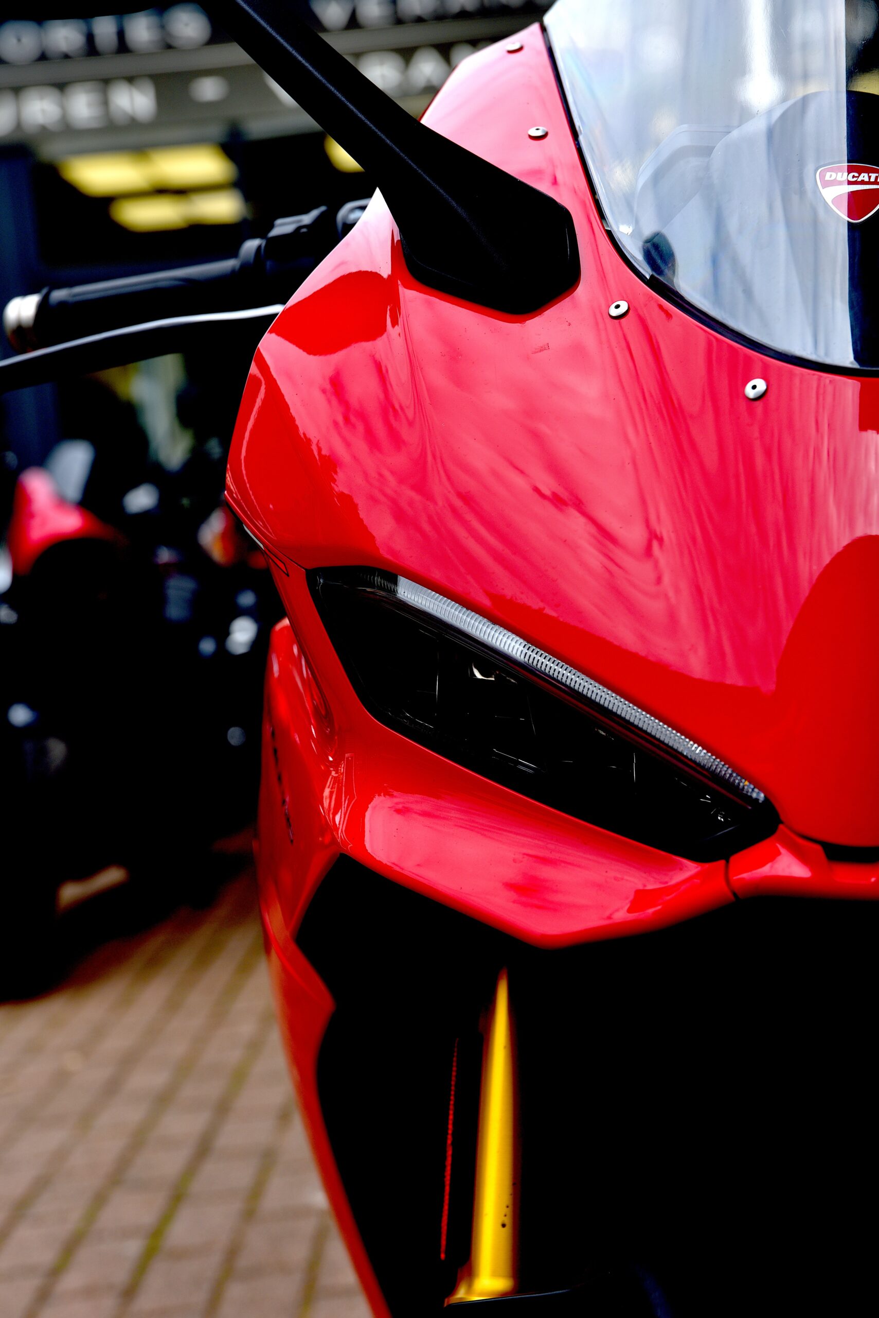 DUCATI PANIGALE V2 S – Image 8