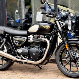 TRIUMPH STREET TWIN GOLDLINE
