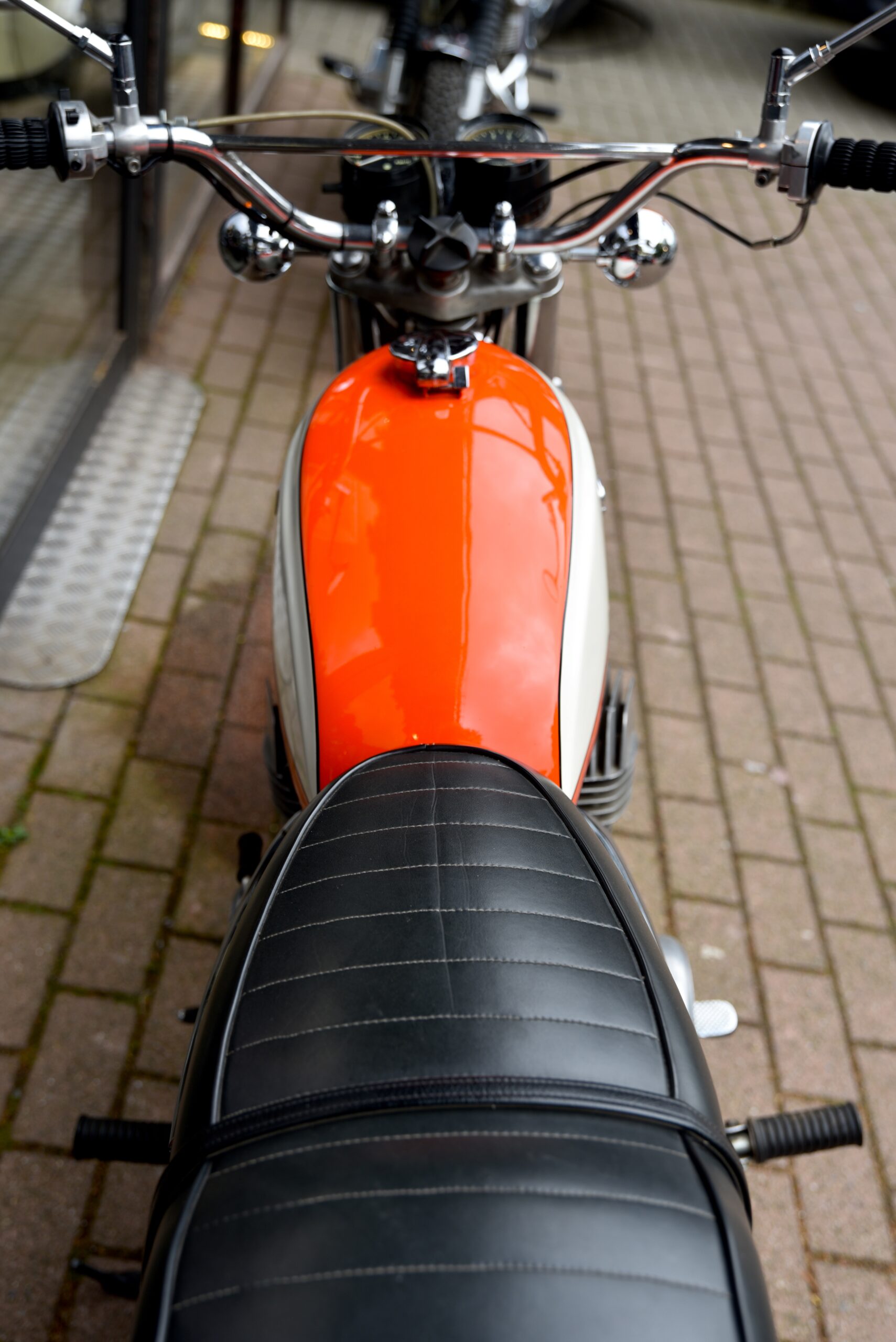 SUZUKI T500 – Image 7