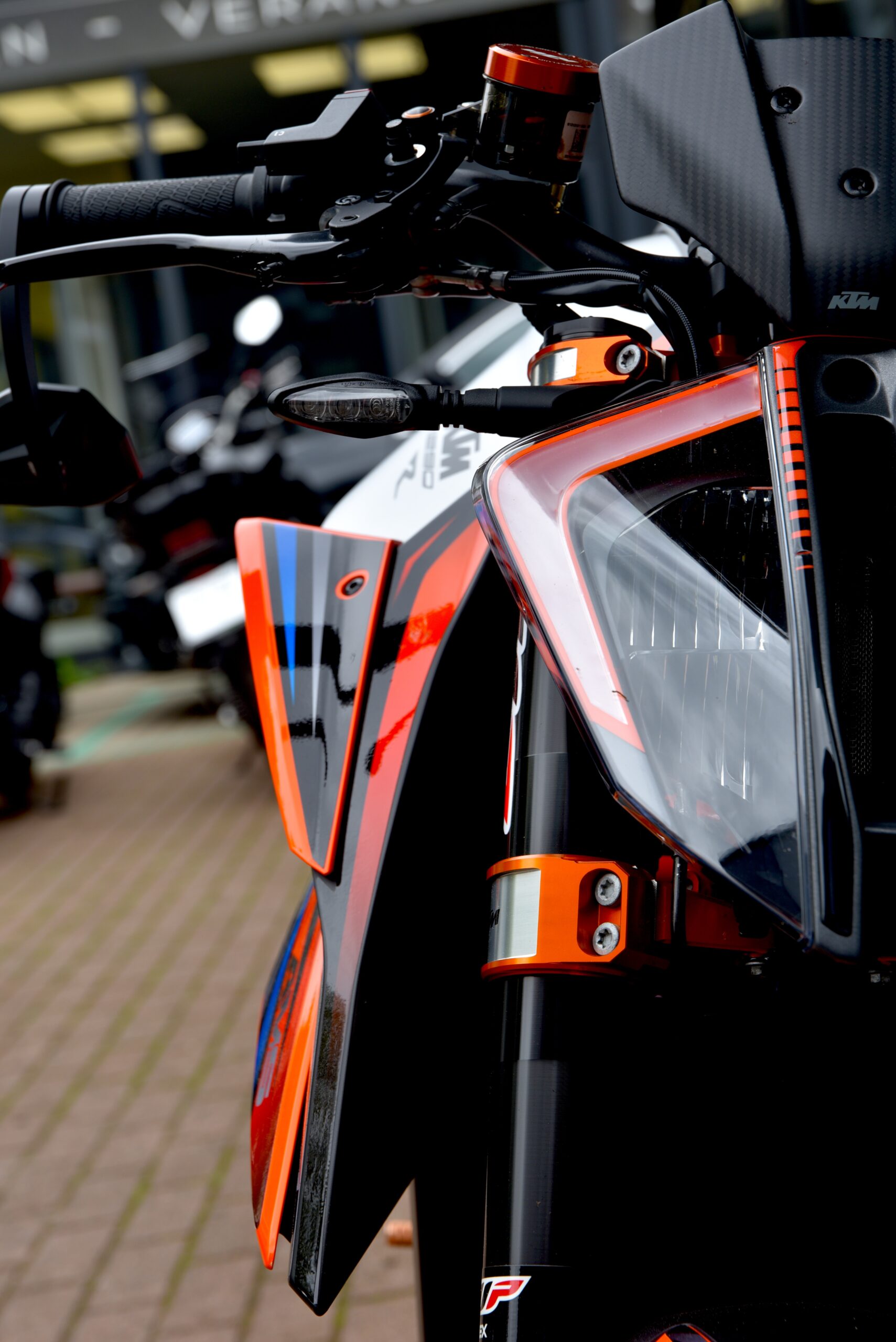 KTM 1290 SUPER DUKE R EVO – Image 9