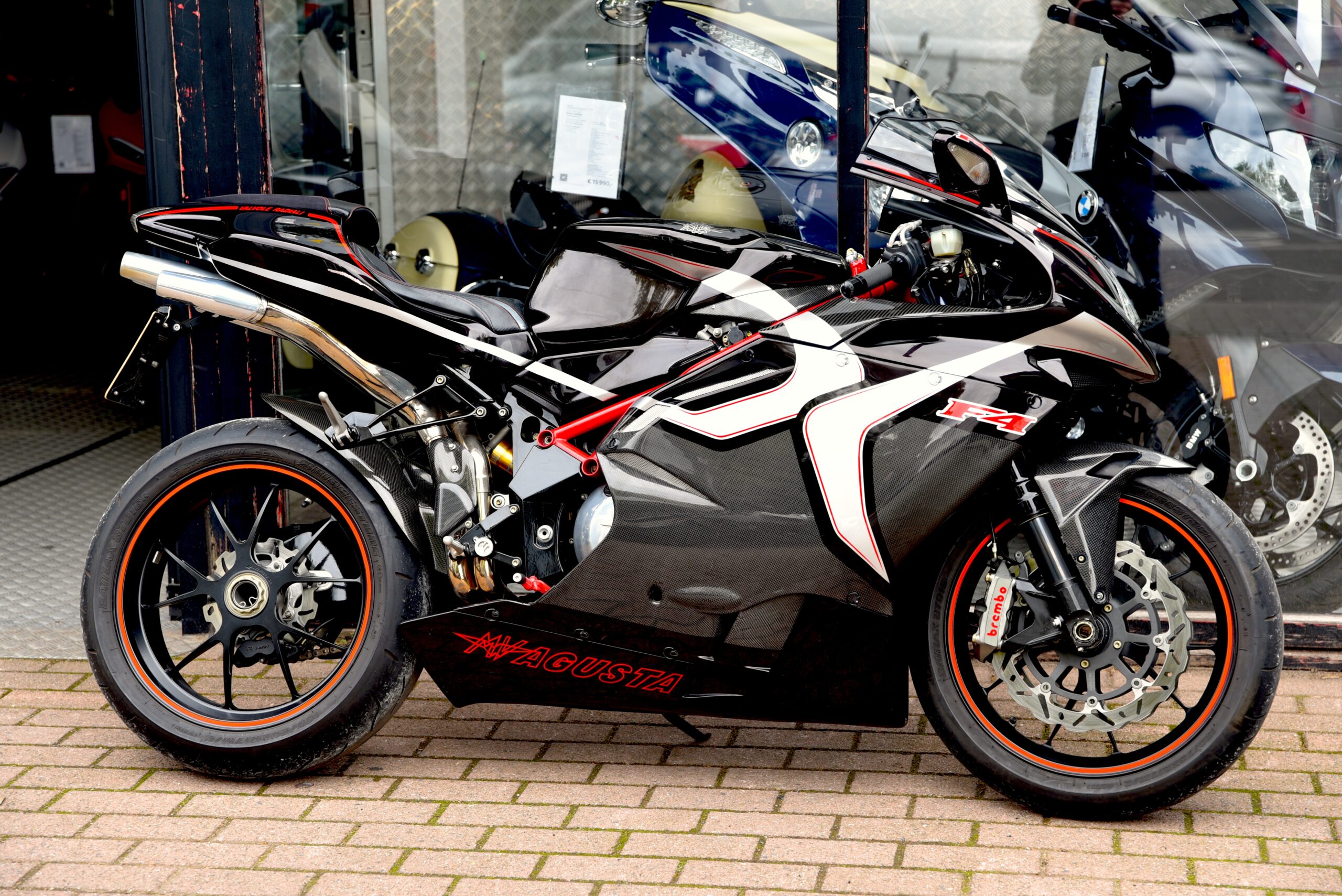 MV AGUSTA F4 750 – Image 2