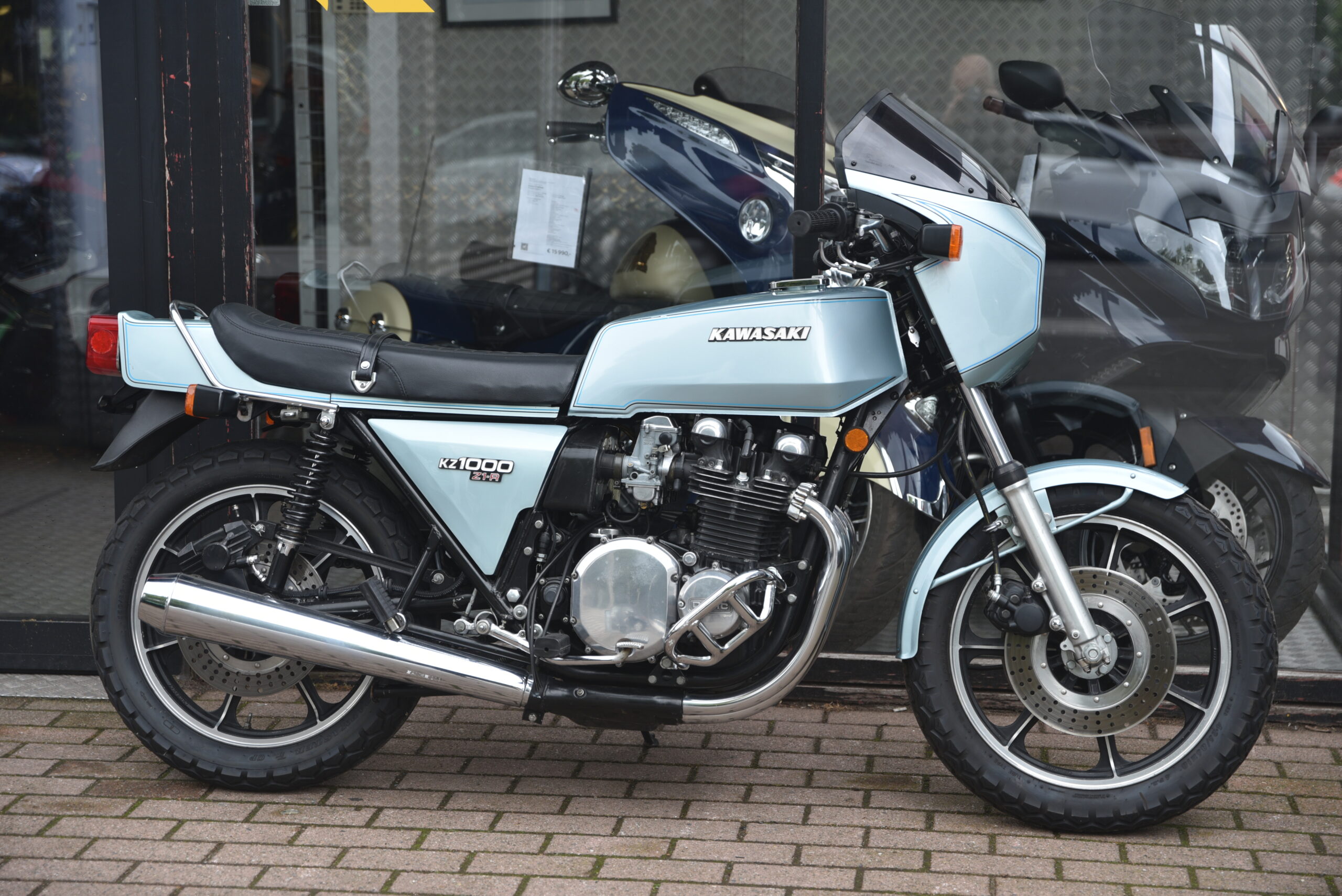 KAWASAKI Z1000 Z1R – Image 2