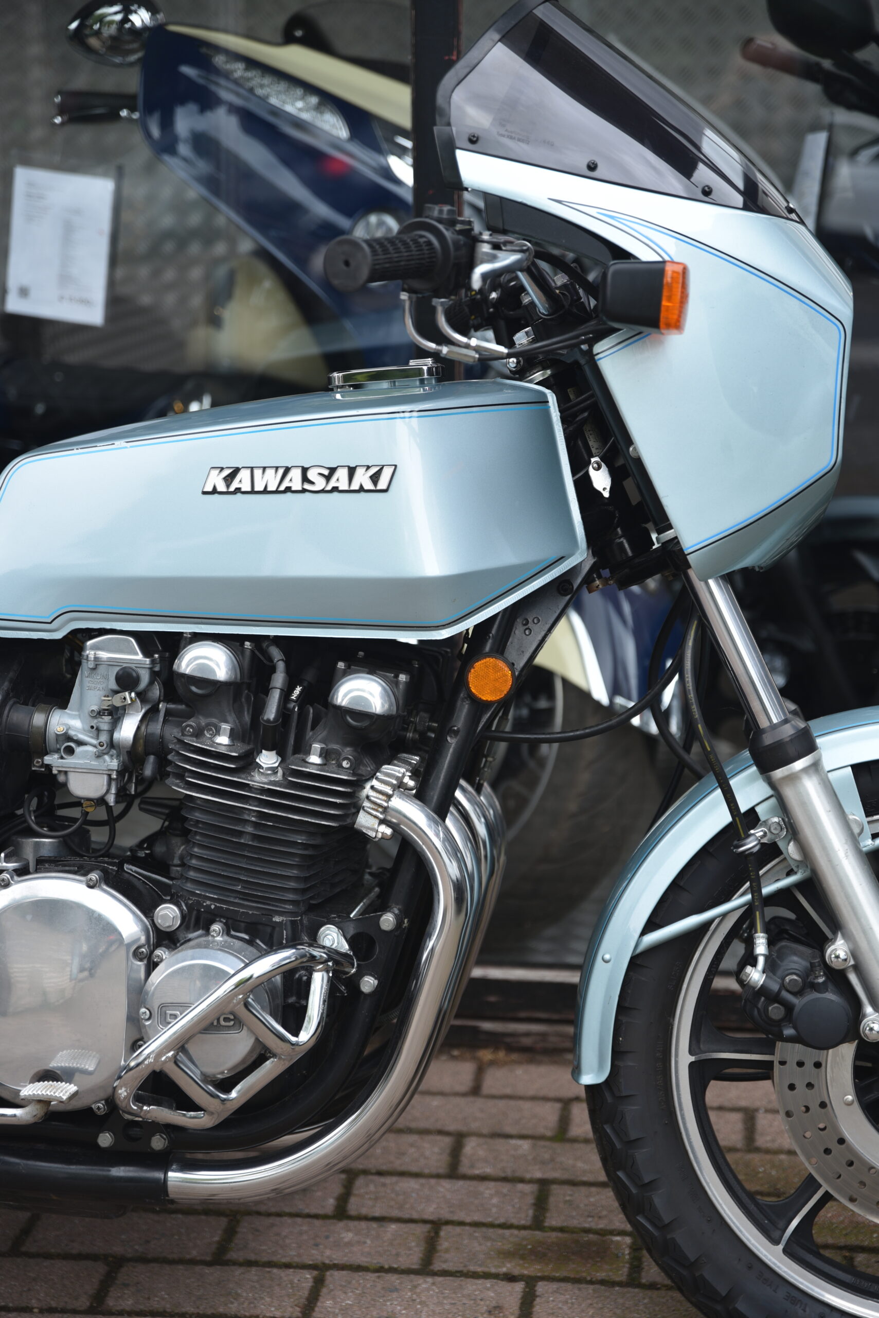 KAWASAKI Z1000 Z1R – Image 5