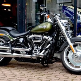 HARLEY DAVIDSON 114 FAT BOY