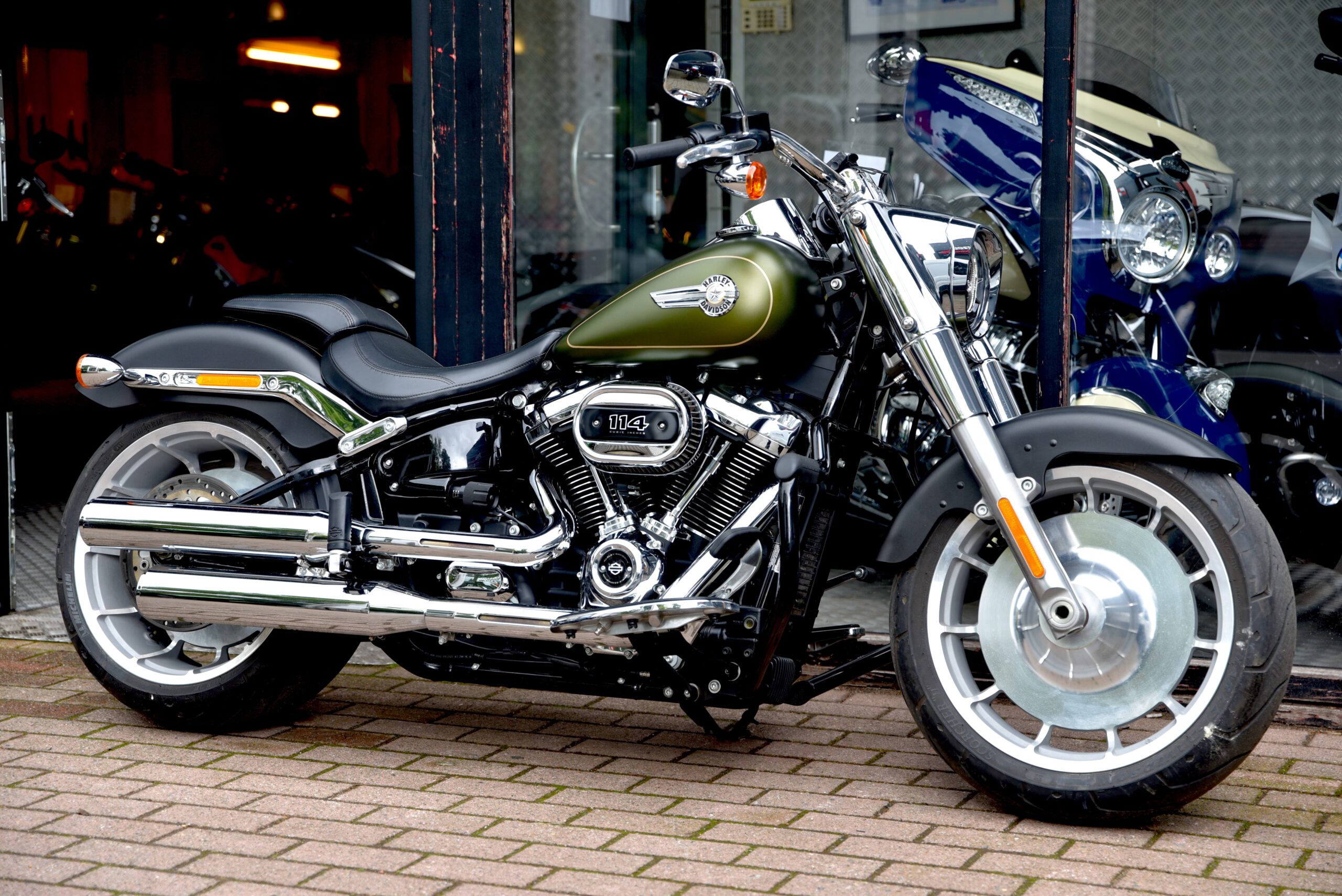 HARLEY DAVIDSON 114 FAT BOY