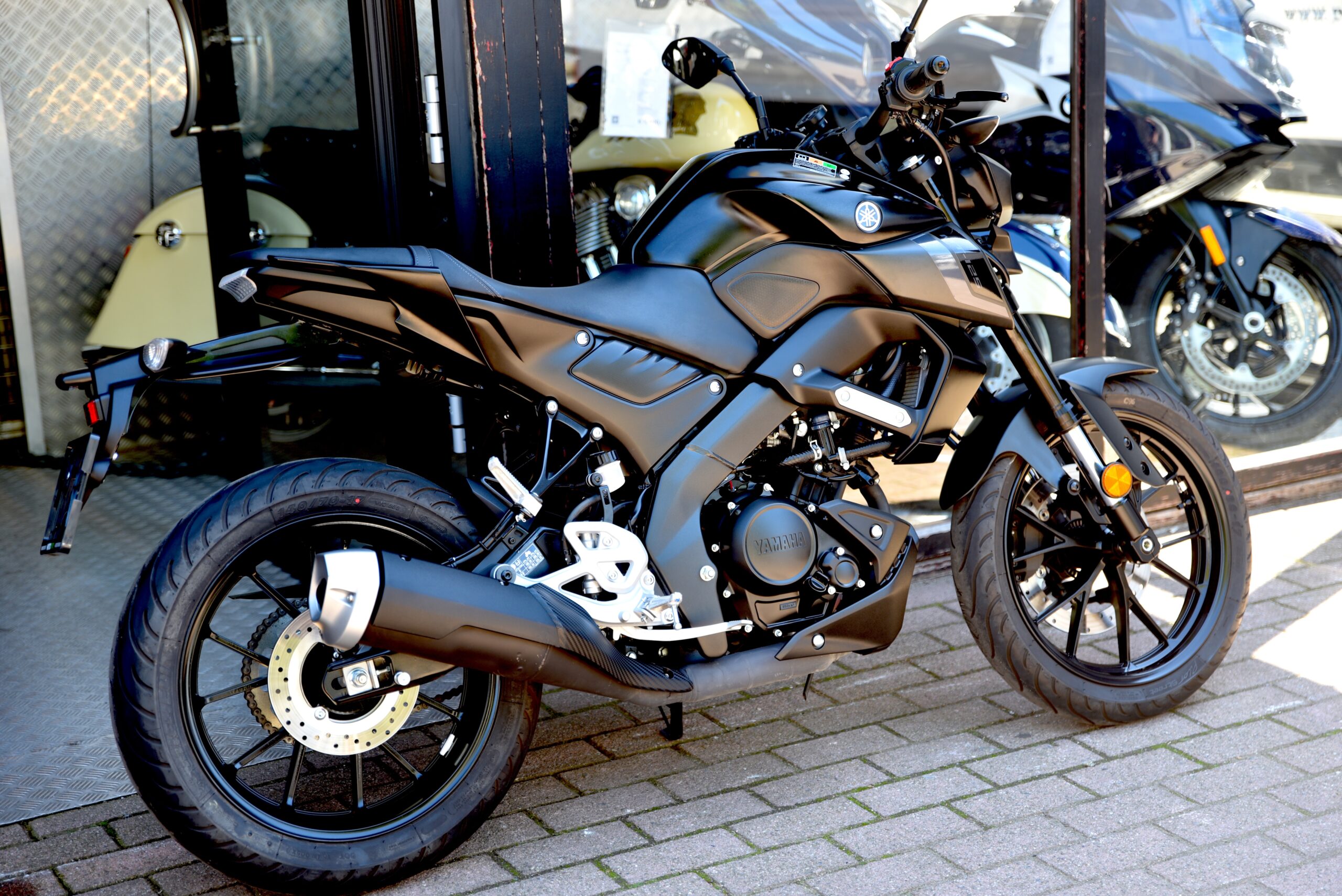 YAMAHA MT-125 – Image 3