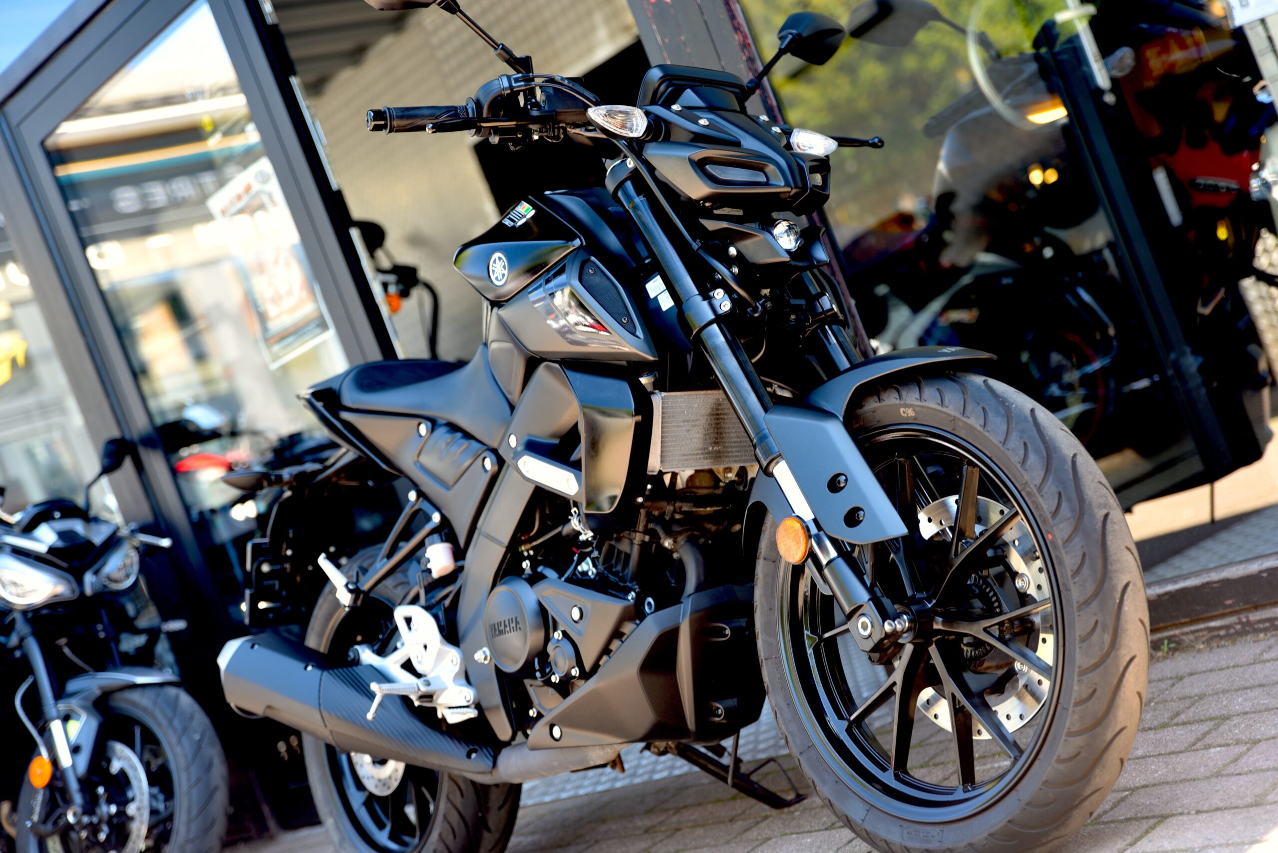 YAMAHA MT-125 – Image 5