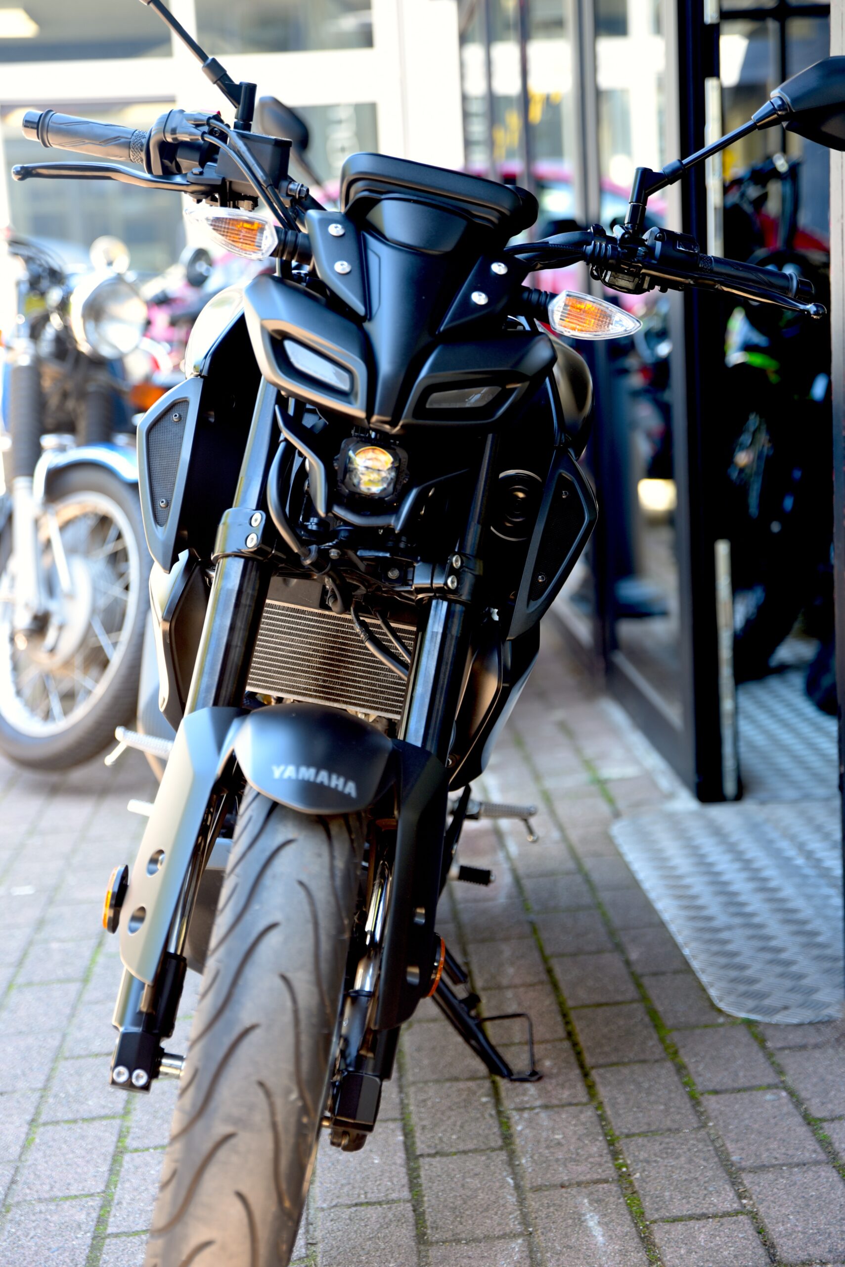 YAMAHA MT-125 – Image 6
