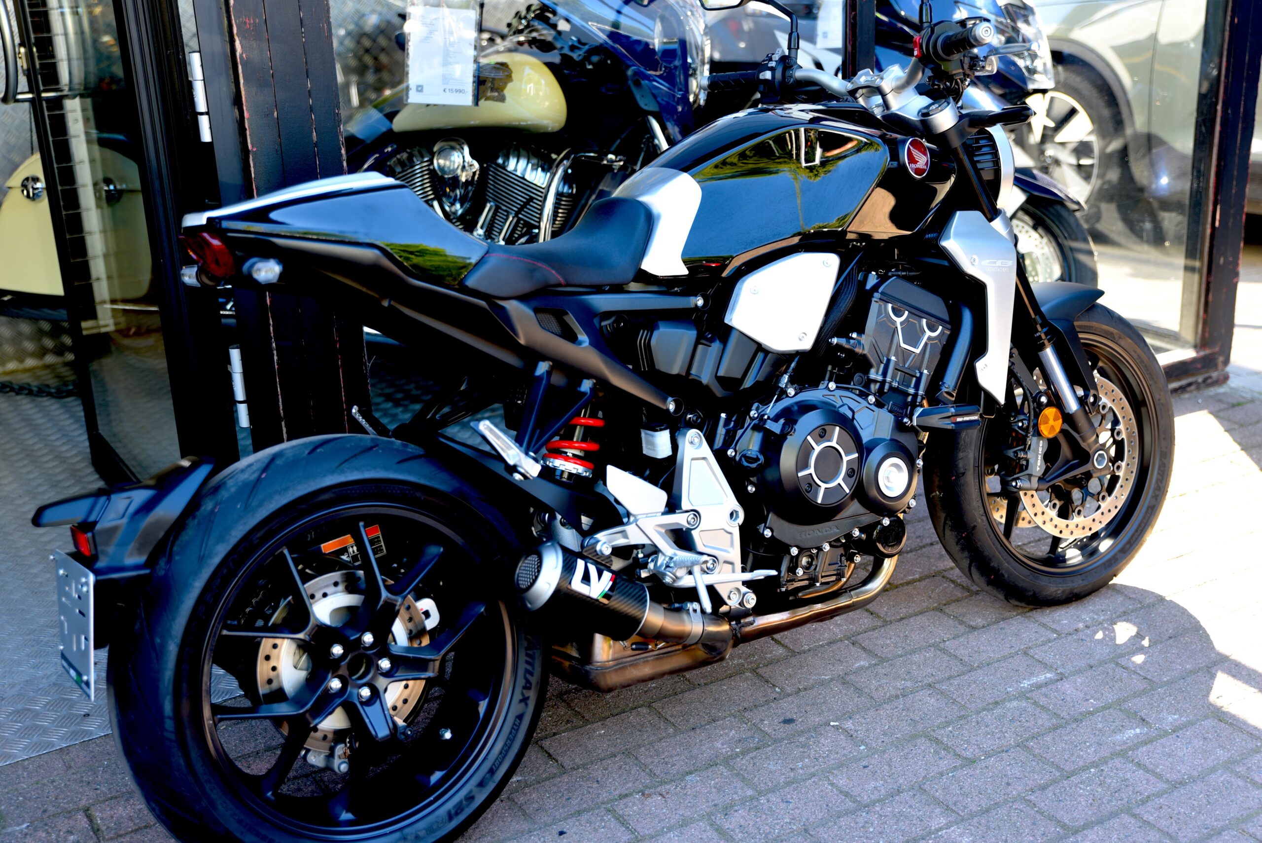 HONDA CB 1000 R – Image 3