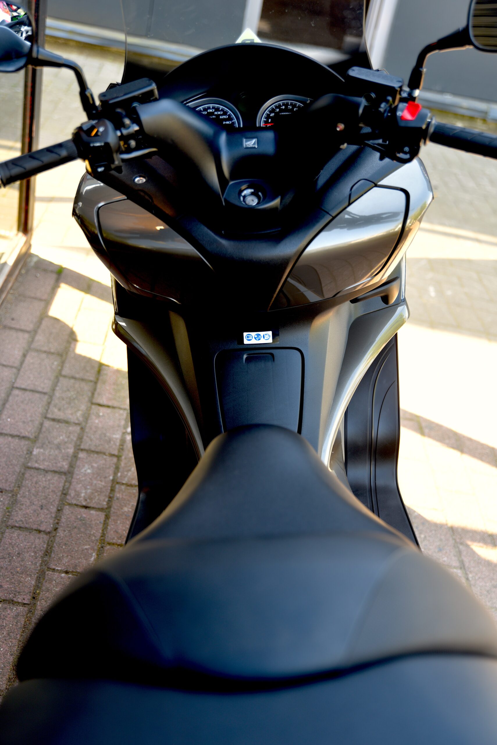 HONDA SWT 600 SILVERWING ABS – Image 7