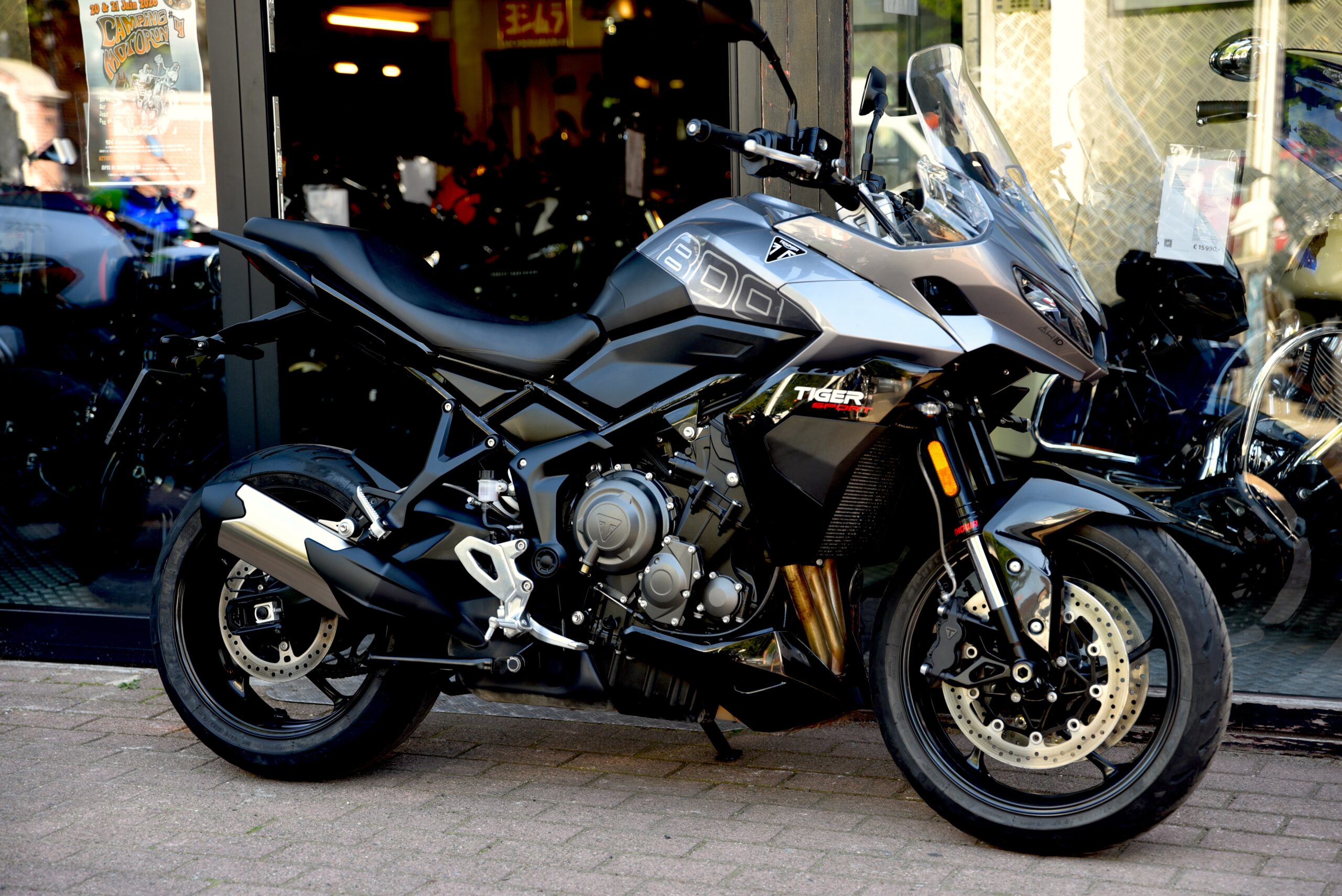 TRIUMPH TIGER SPORT 800