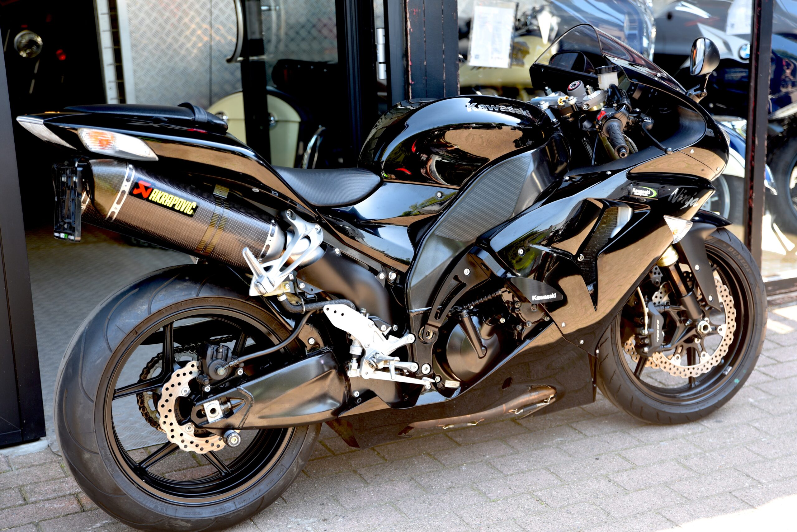 KAWASAKI NINJA ZX-10R – Image 3