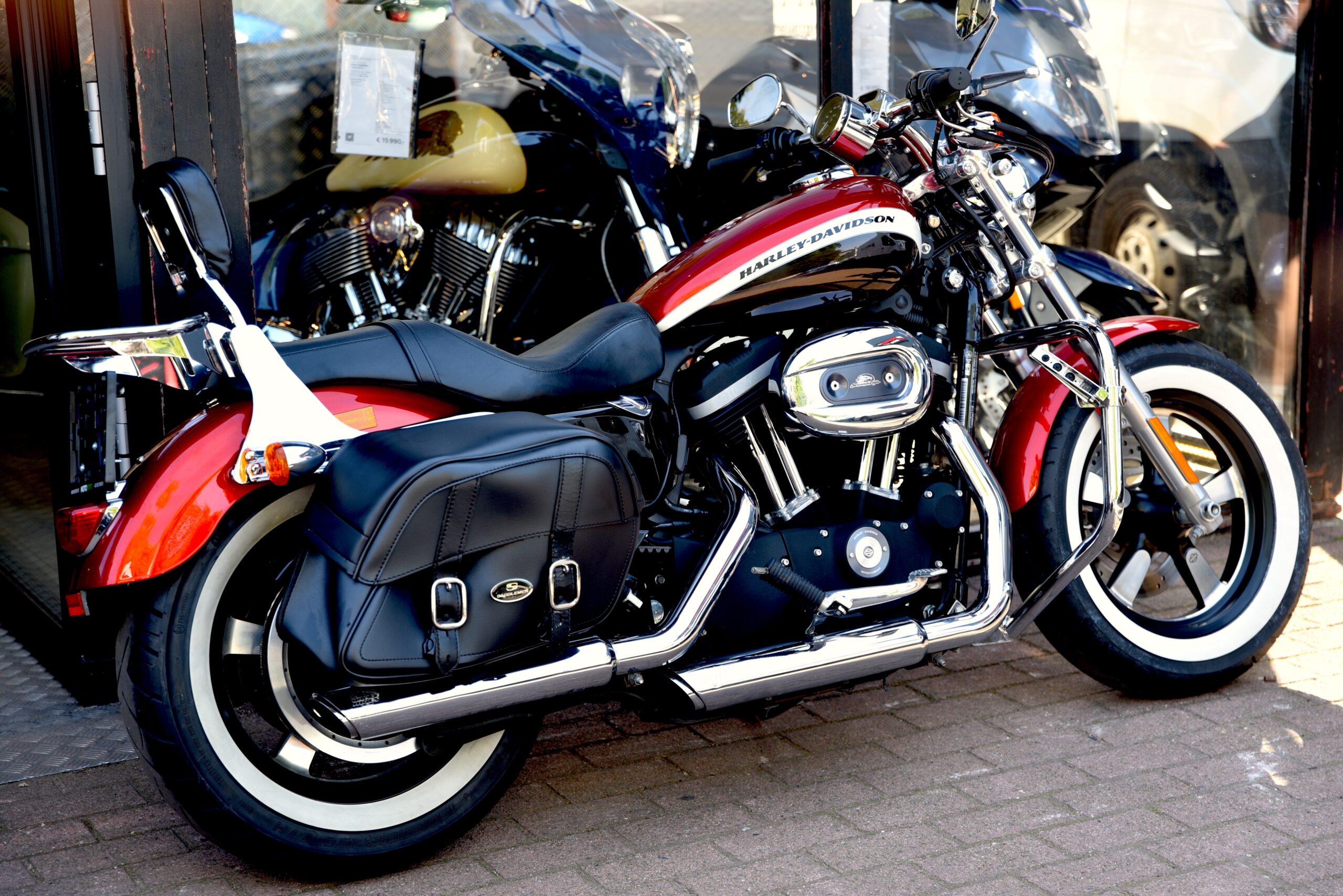 HARLEY DAVIDSON 1200 CUSTOM LIMITED – Image 3