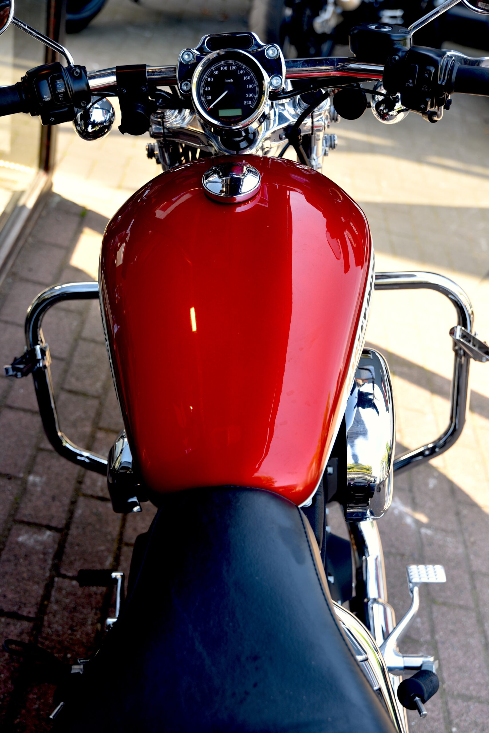 HARLEY DAVIDSON 1200 CUSTOM LIMITED – Image 7