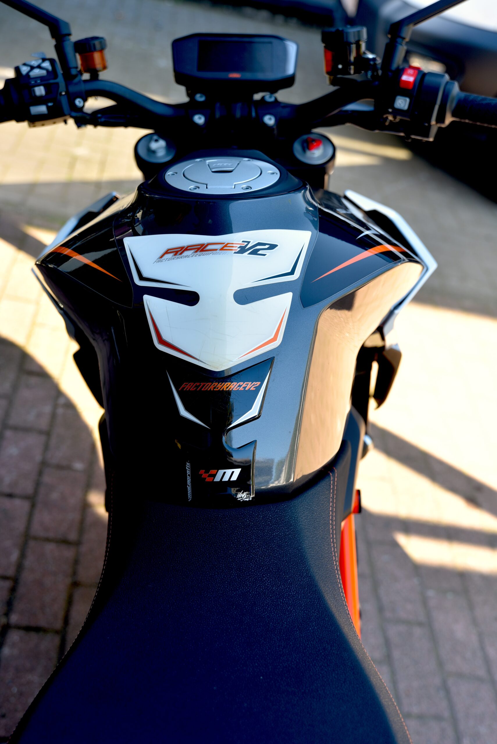 KTM 1290 SUPER DUKE R – Image 7