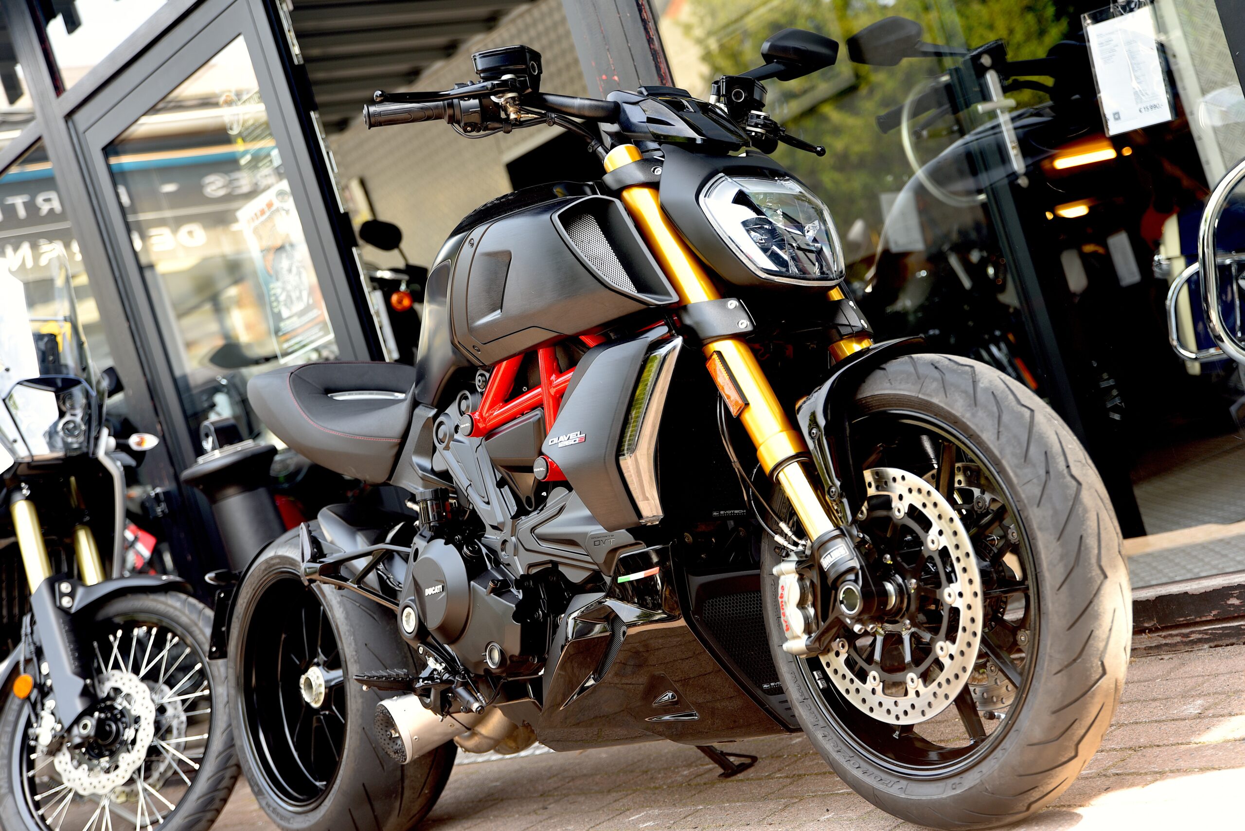 DUCATI DIAVEL 1260 S (TVAC) – Image 5