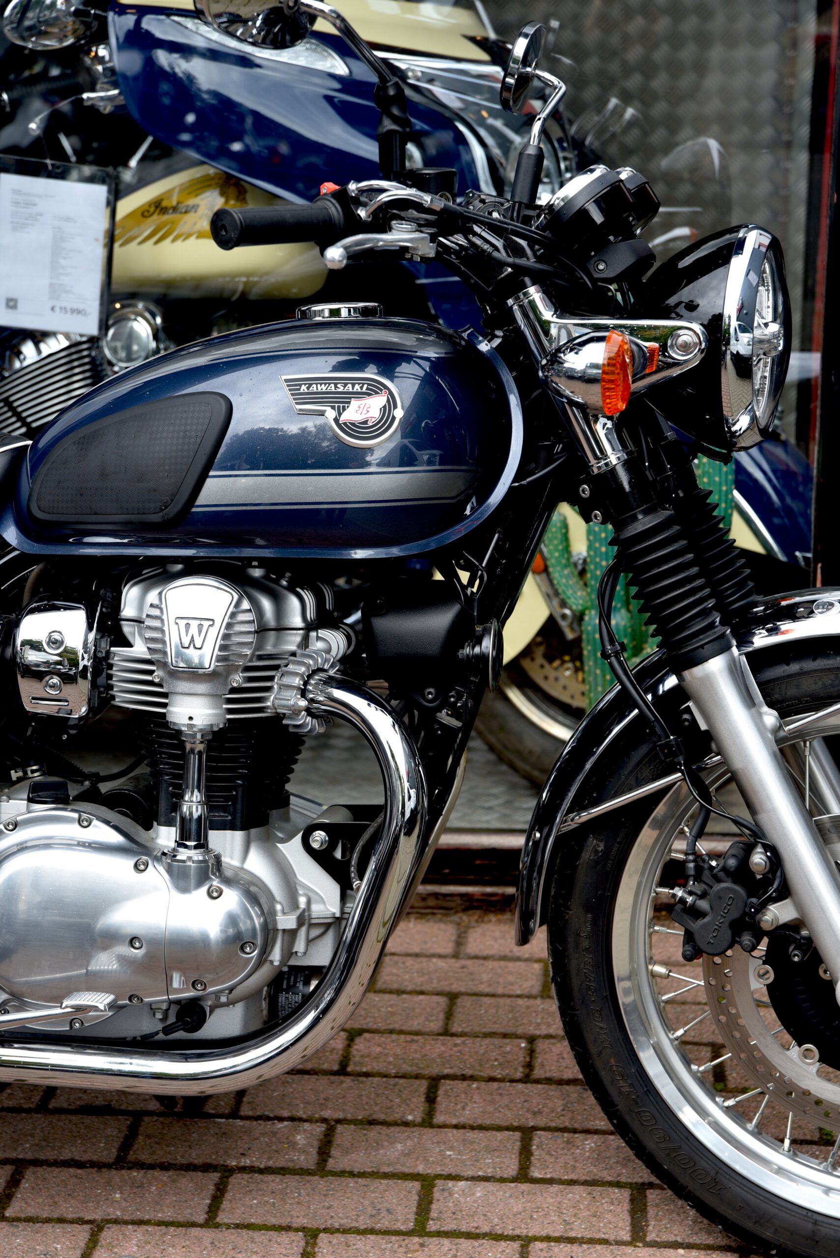 KAWASAKI W 800 – Image 4