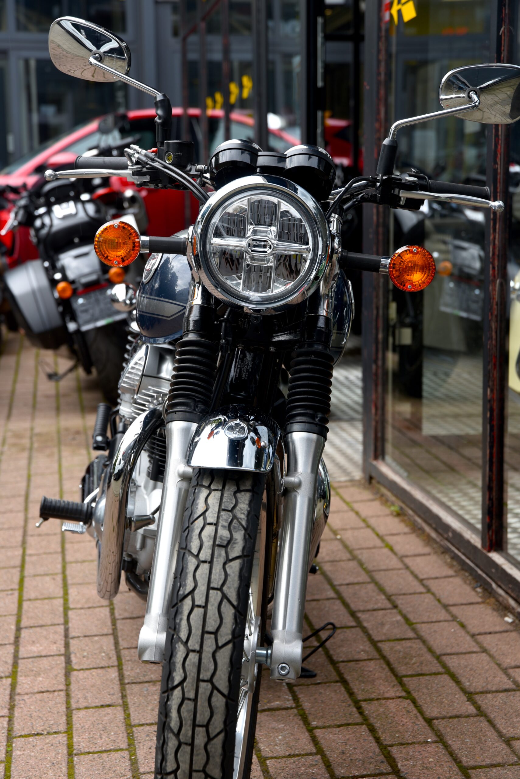 KAWASAKI W 800 – Image 5
