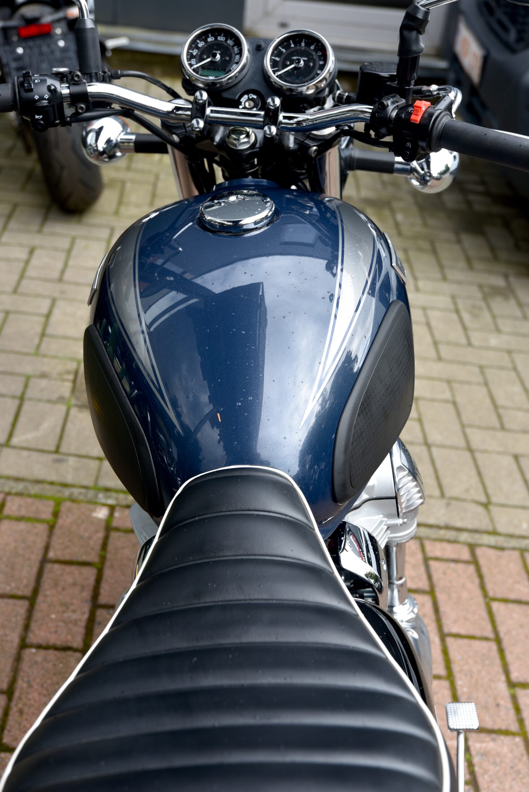 KAWASAKI W 800 – Image 6