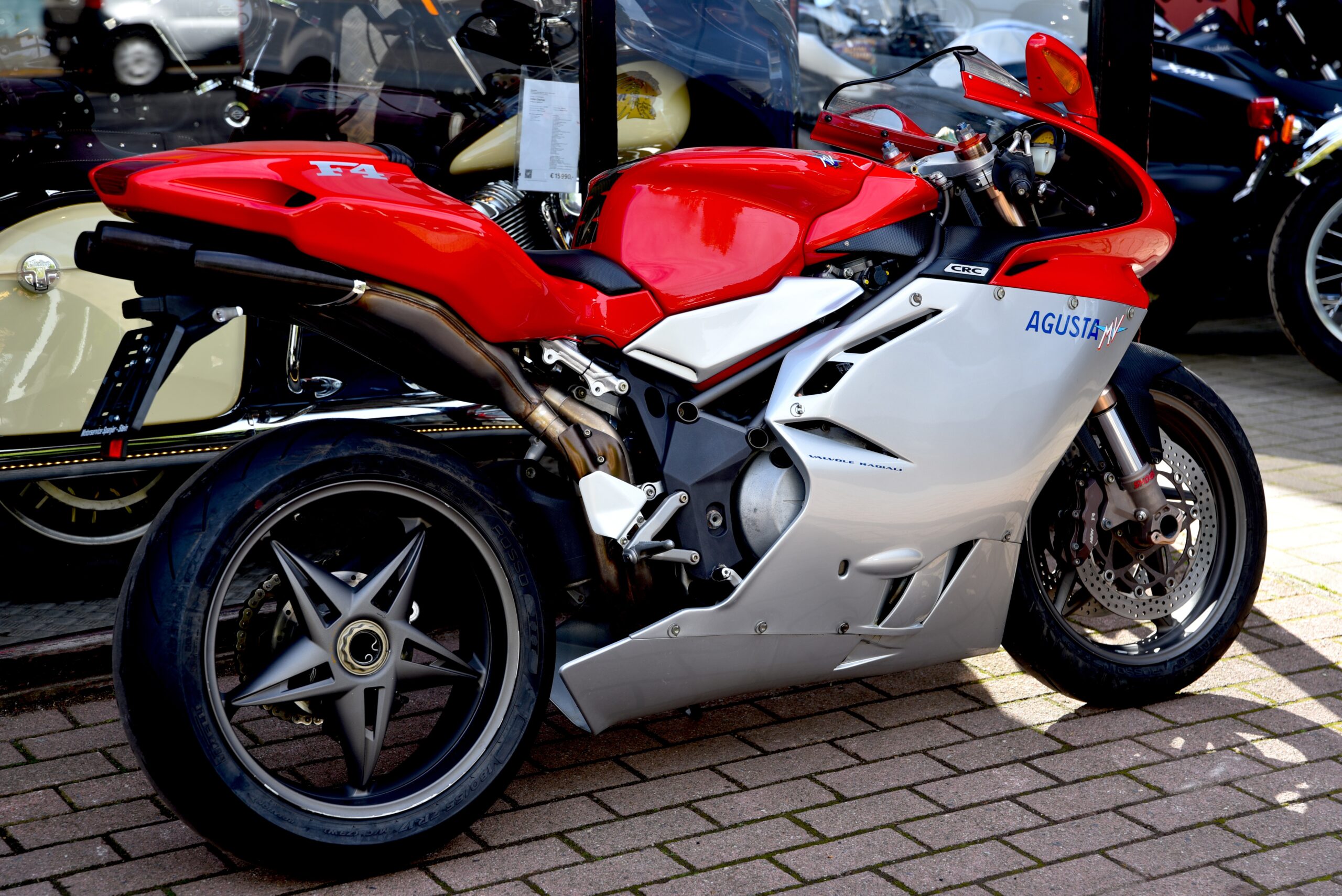 MV AGUSTA F4 750 S – Image 3