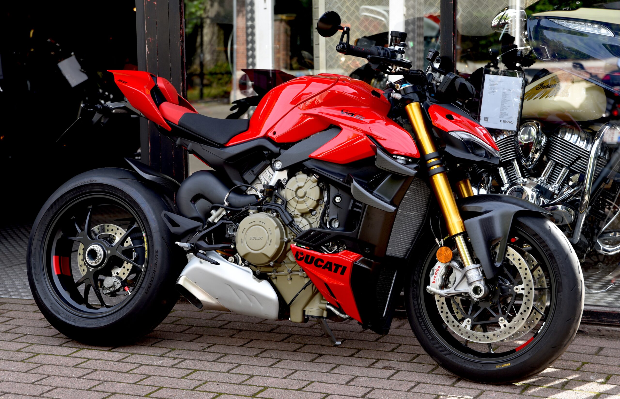 DUCATI STREETFIGHTER V4S