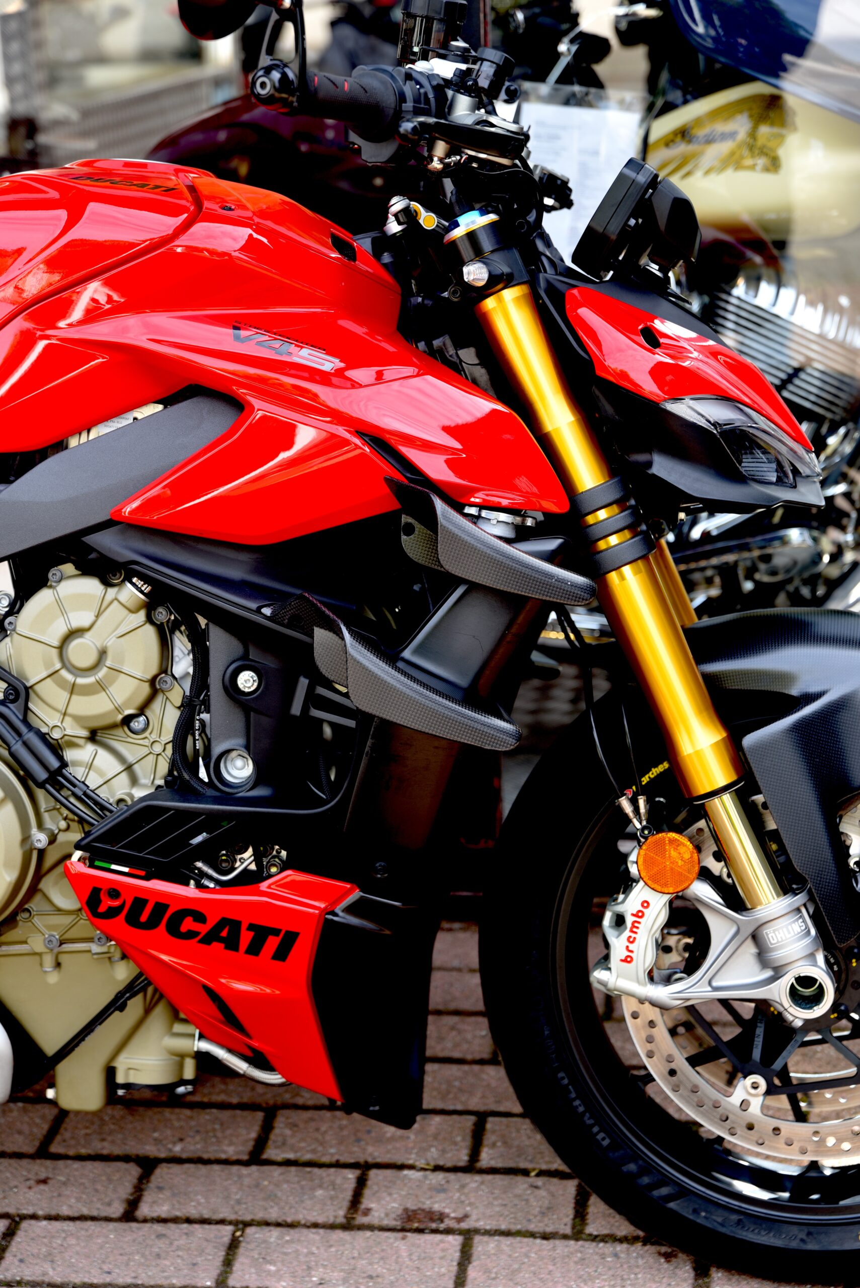 DUCATI STREETFIGHTER V4S – Image 4