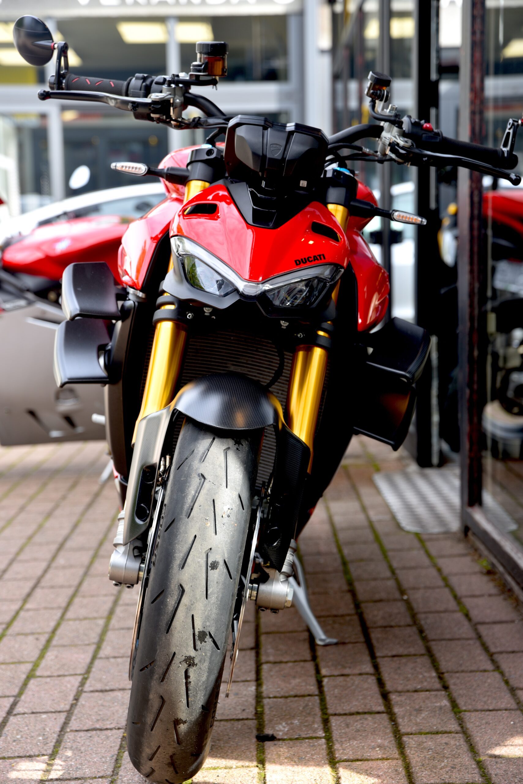 DUCATI STREETFIGHTER V4S – Image 6