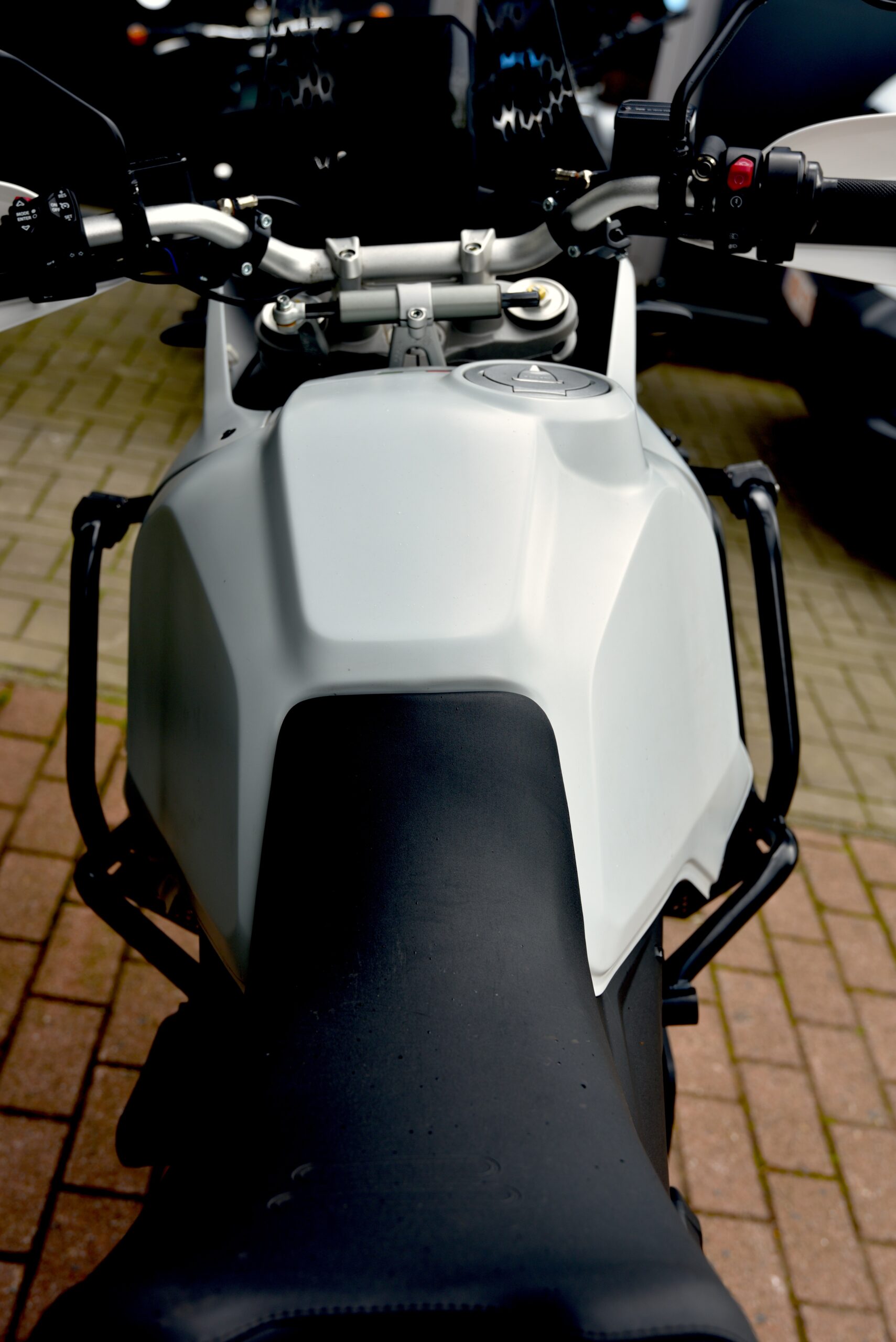DUCATI DESERT X – Image 7