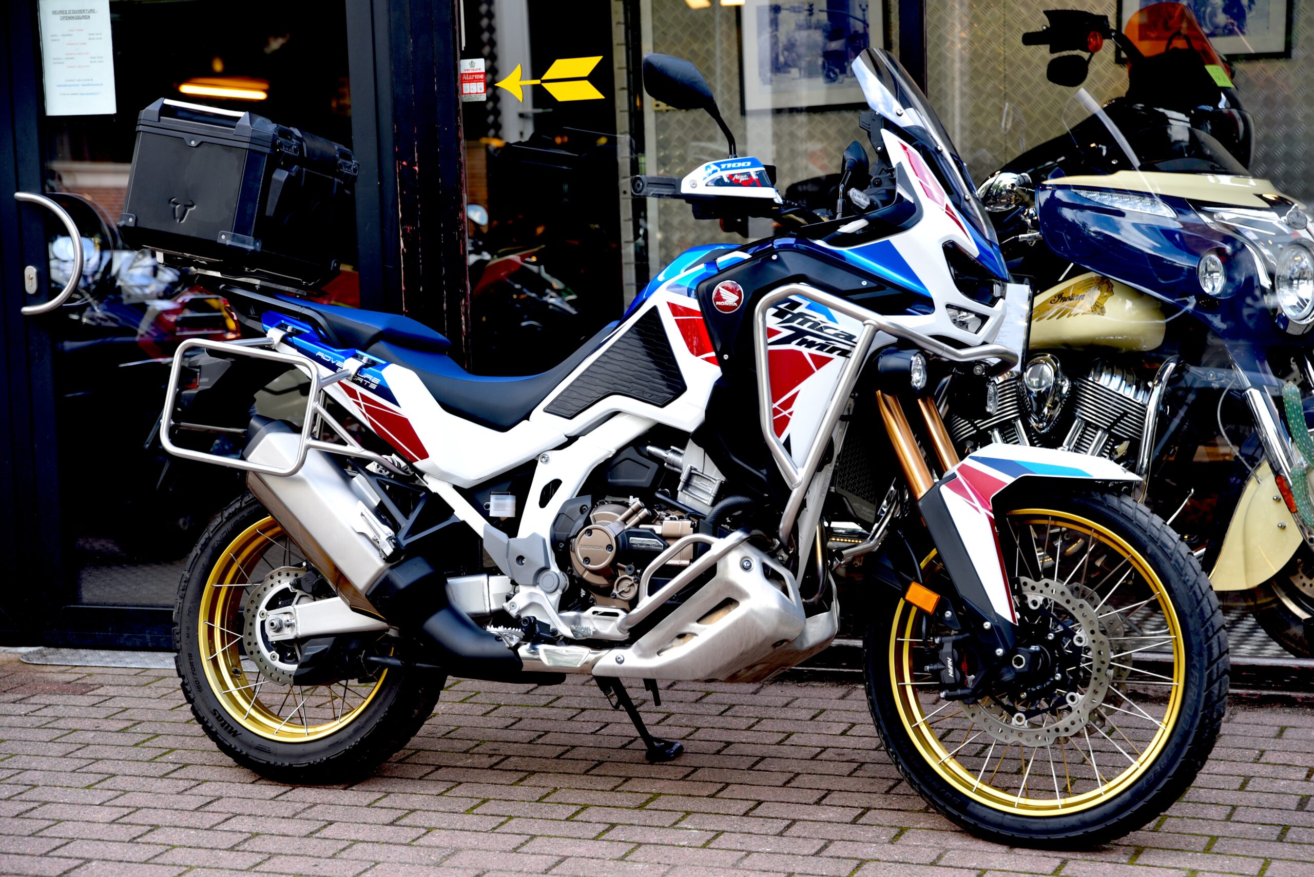 HONDA CRF1100 AFRICA TWIN ADVENTURE SPORT ES DCT