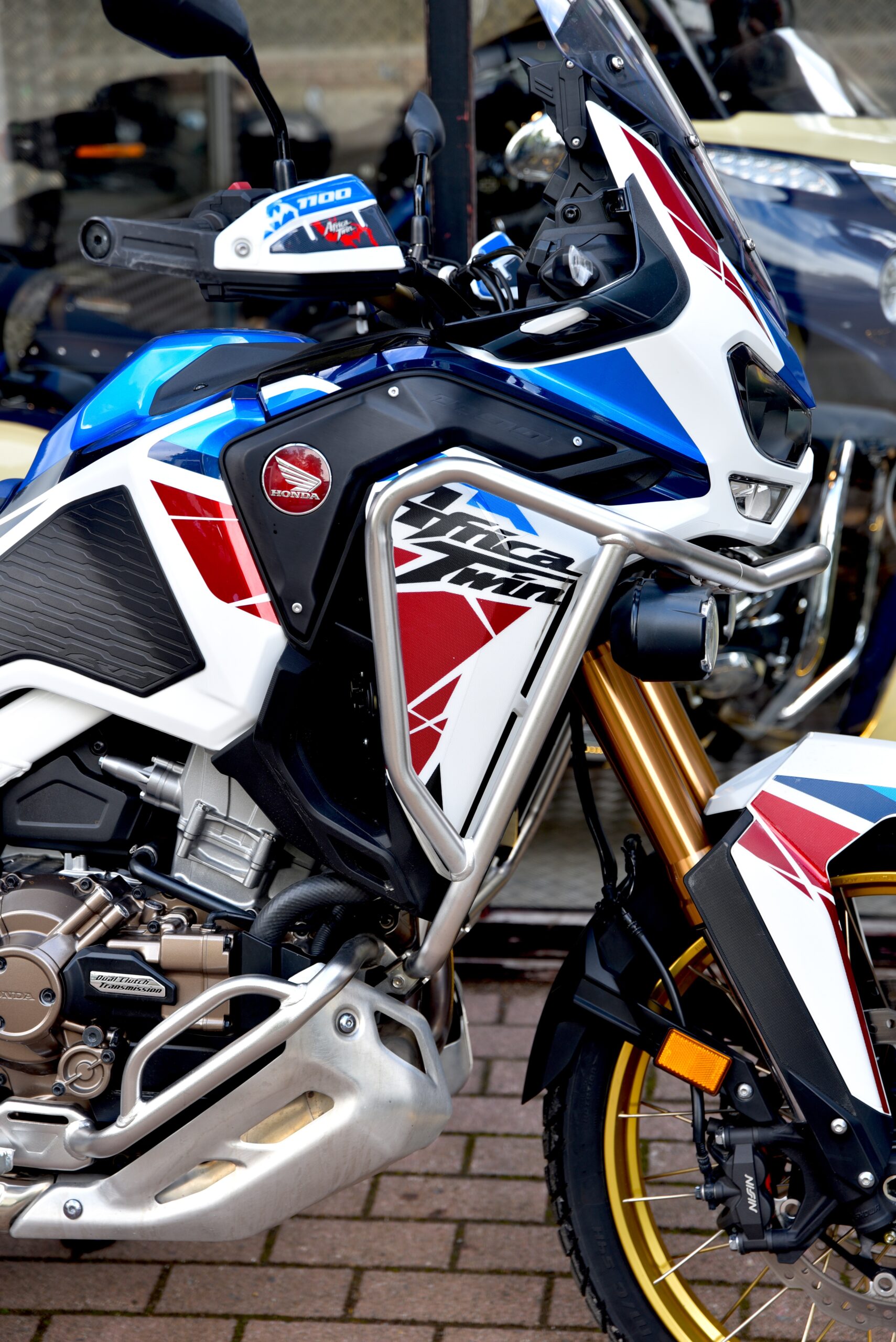 HONDA CRF1100 AFRICA TWIN ADVENTURE SPORT ES DCT – Image 4