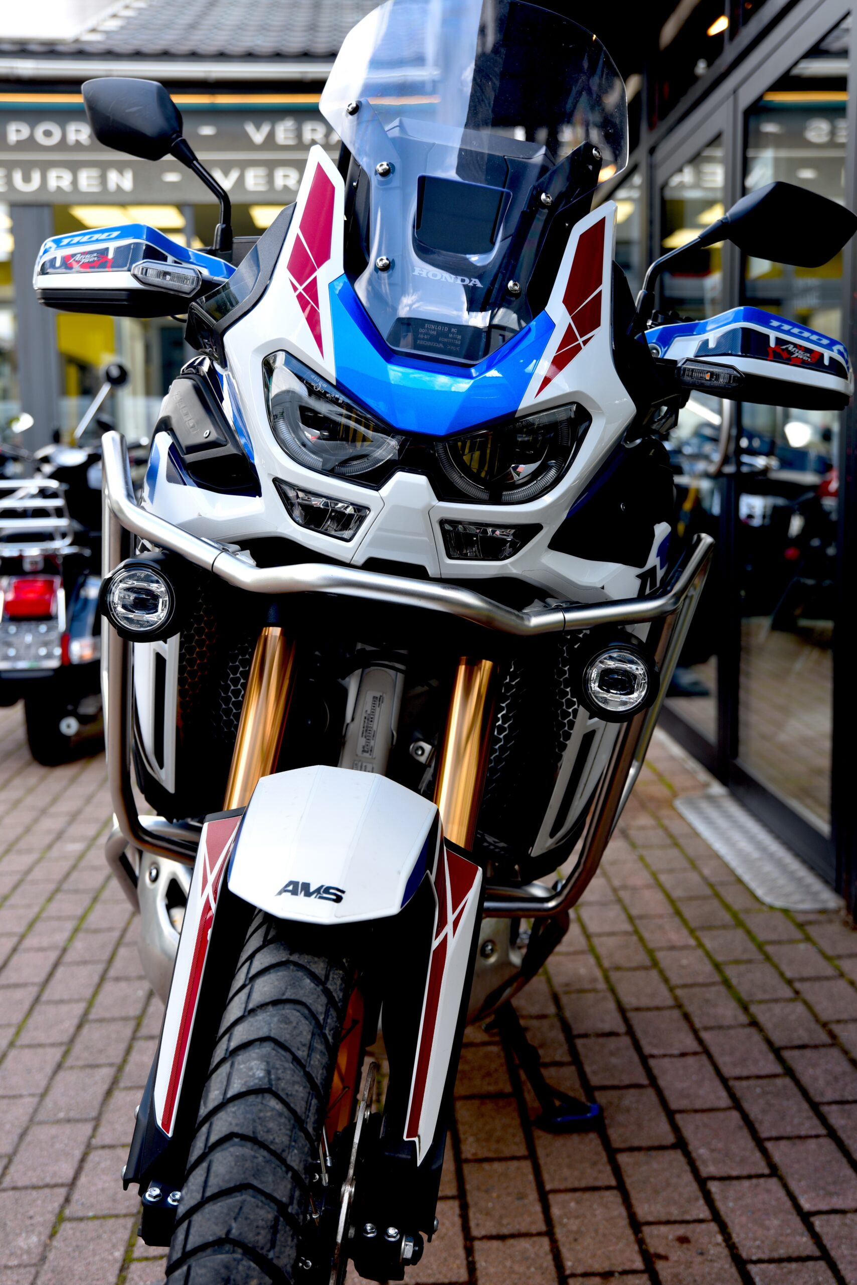 HONDA CRF1100 AFRICA TWIN ADVENTURE SPORT ES DCT – Image 5